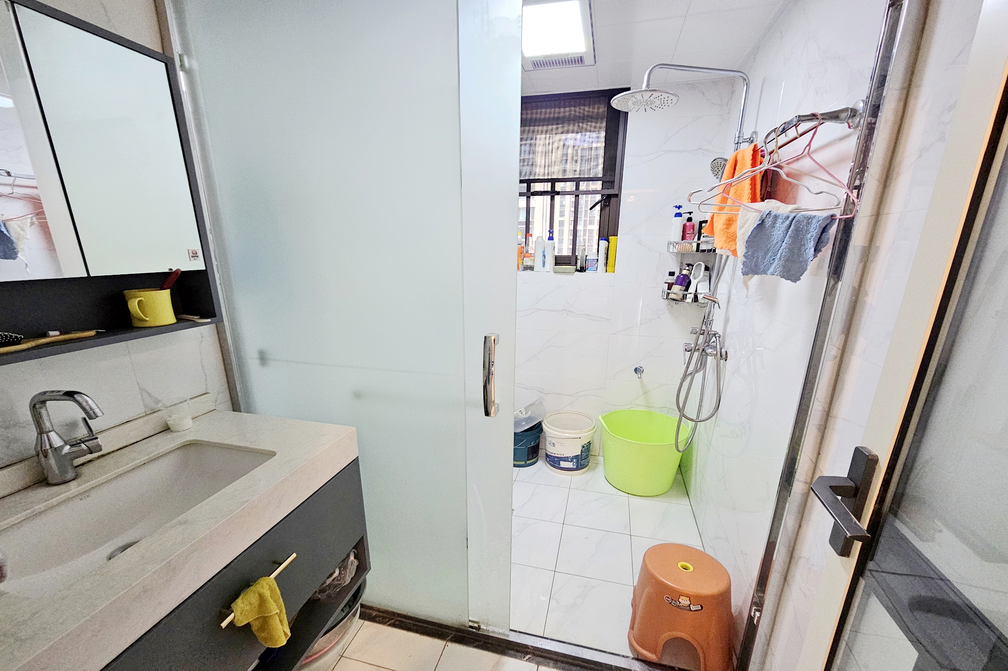 明昇壹城(明昇时代广场)二期 4室2厅2卫 206.0万 明昇壹城(明昇时代广场)二期 4室2厅2卫 206.0万卫生间