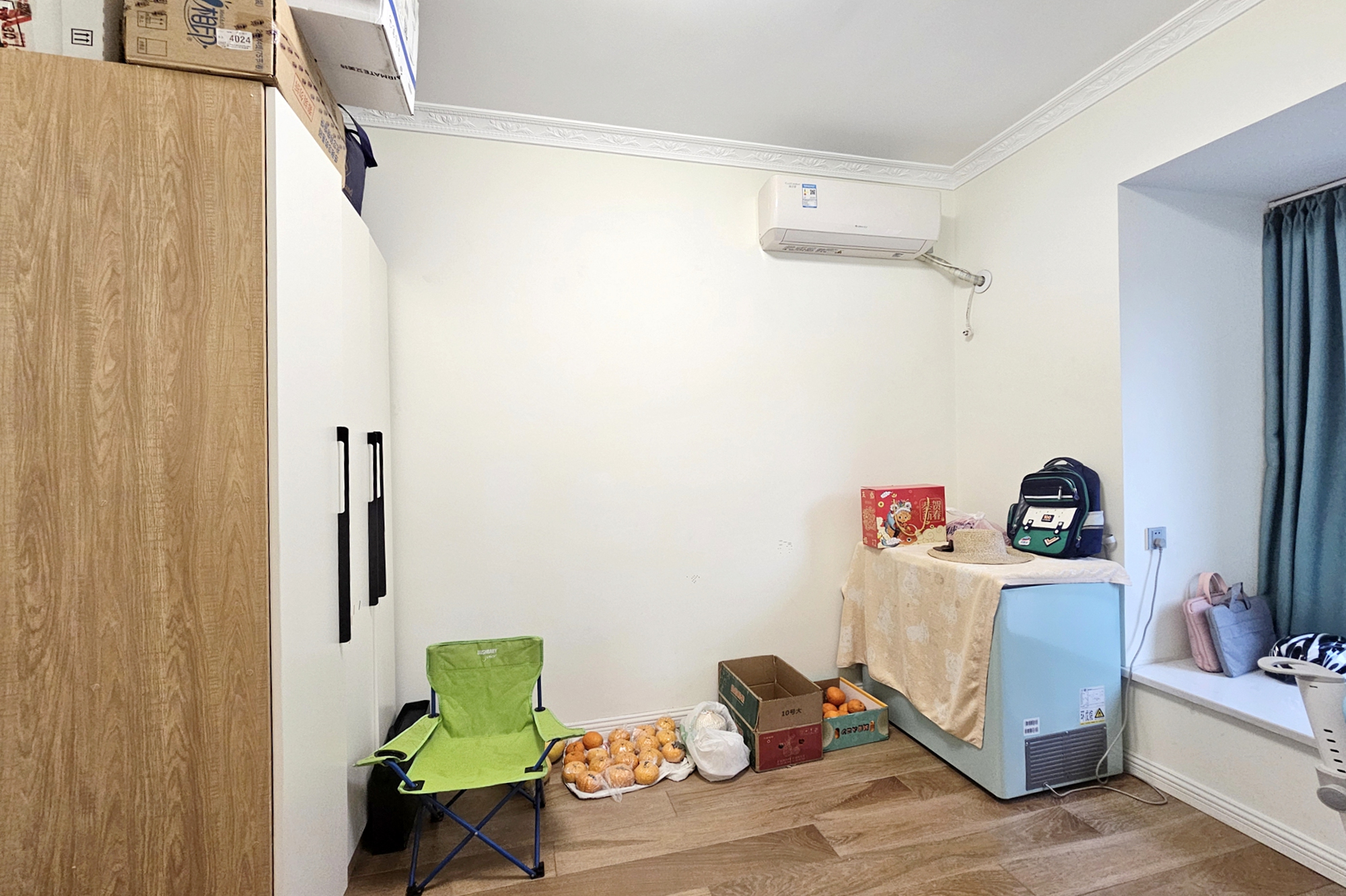 明昇壹城(明昇时代广场)二期 4室2厅2卫 206.0万 明昇壹城(明昇时代广场)二期 4室2厅2卫 206.0万卧室