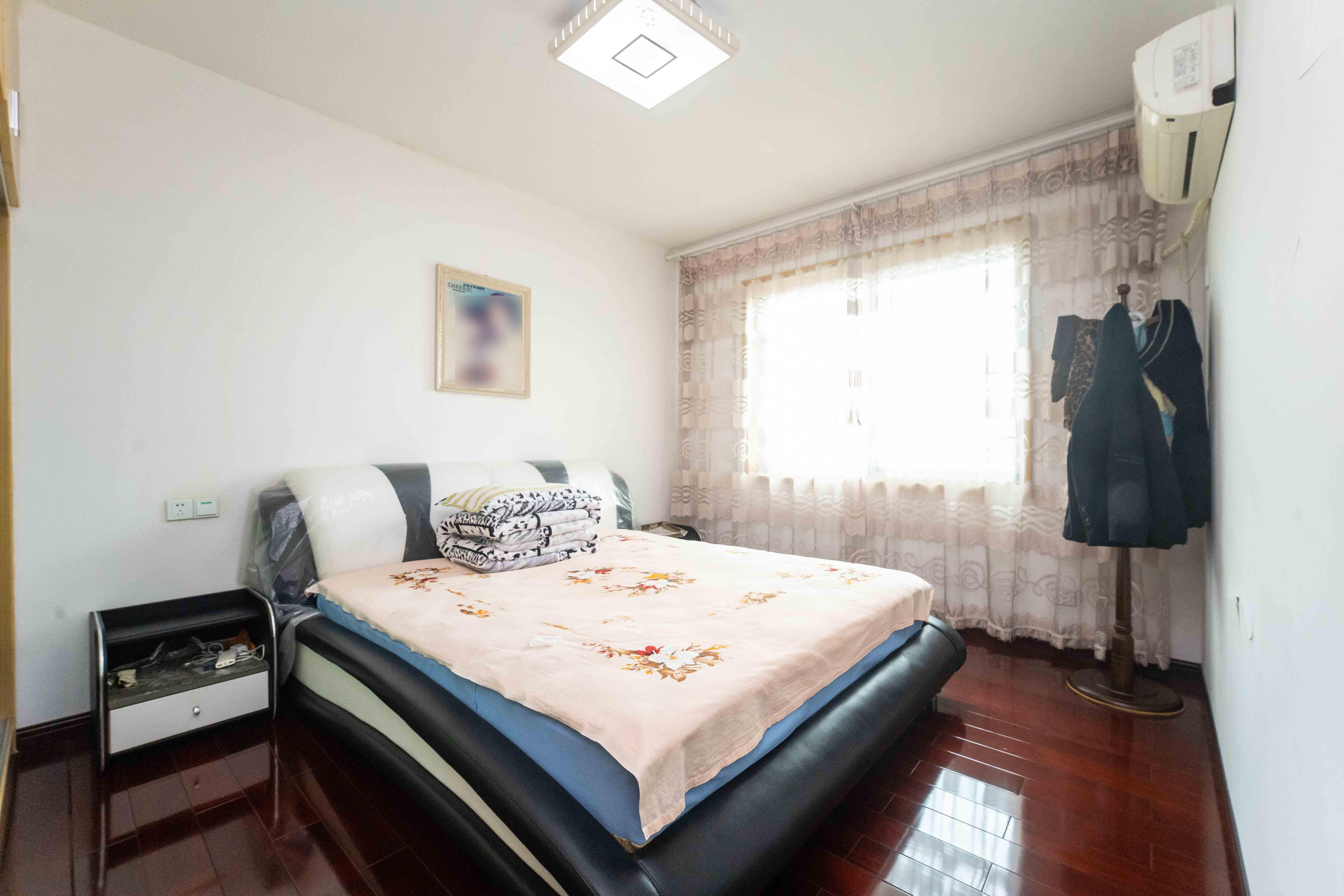 德政园 4室2厅2卫 123.8万 德政园 4室2厅2卫 123.8万卧室