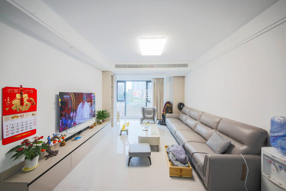 中建钰和城  3室2厅2卫    176.0万