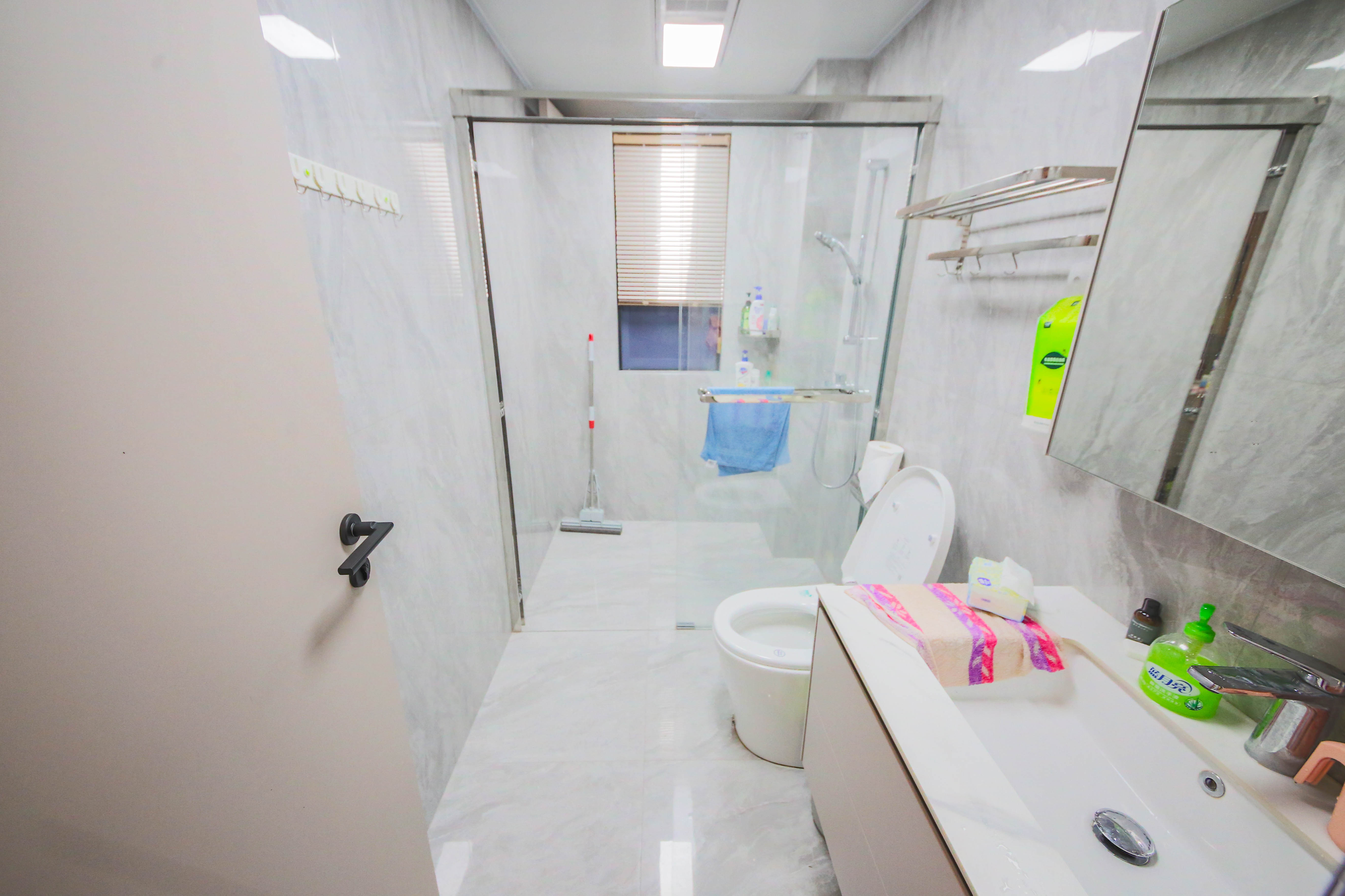 中建钰和城  3室2厅2卫   176.00万卫生间