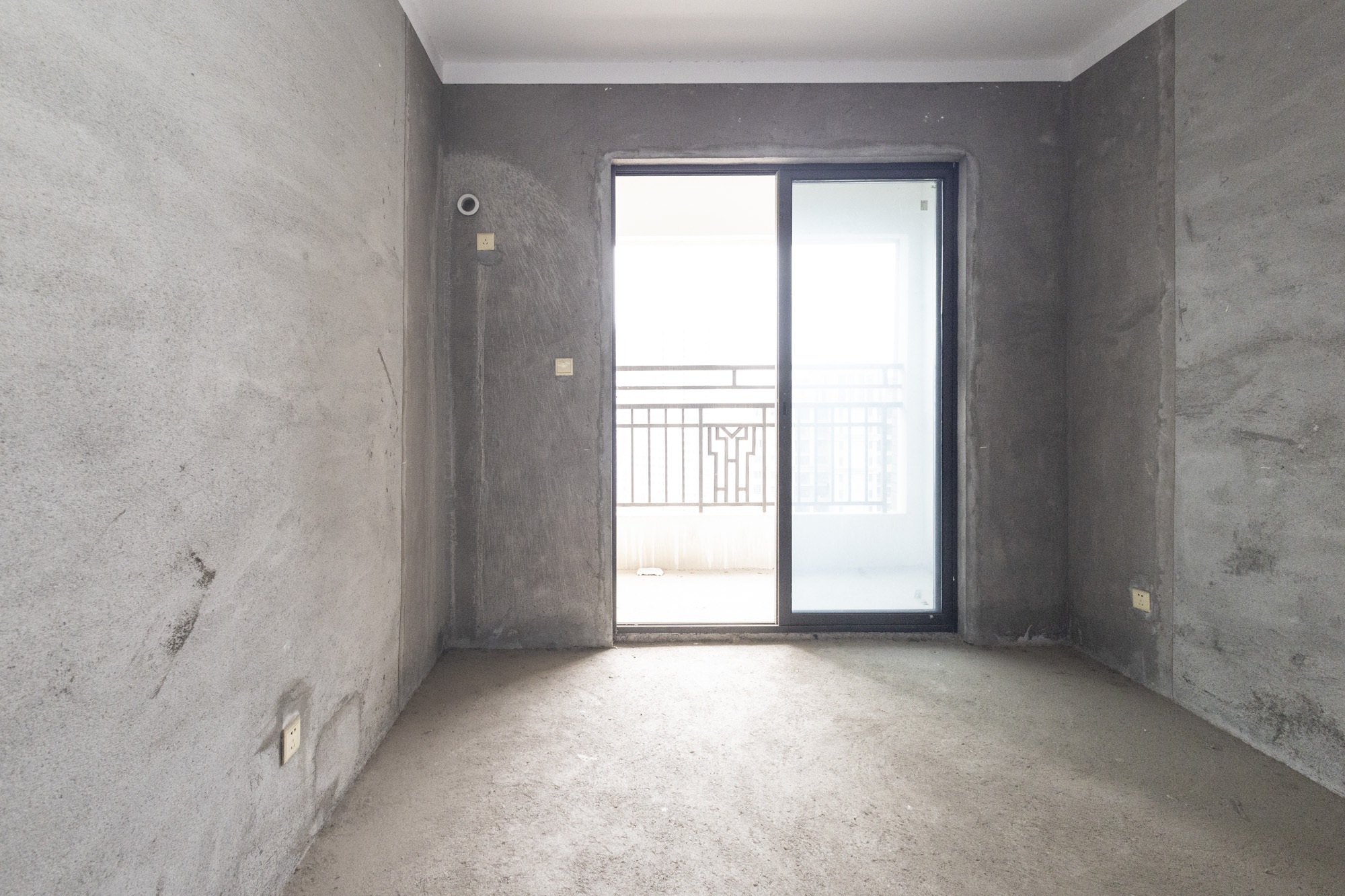 绿地海外滩一期  2室2厅1卫    37.0万 绿地海外滩一期  2室2厅1卫    37.0万卧室