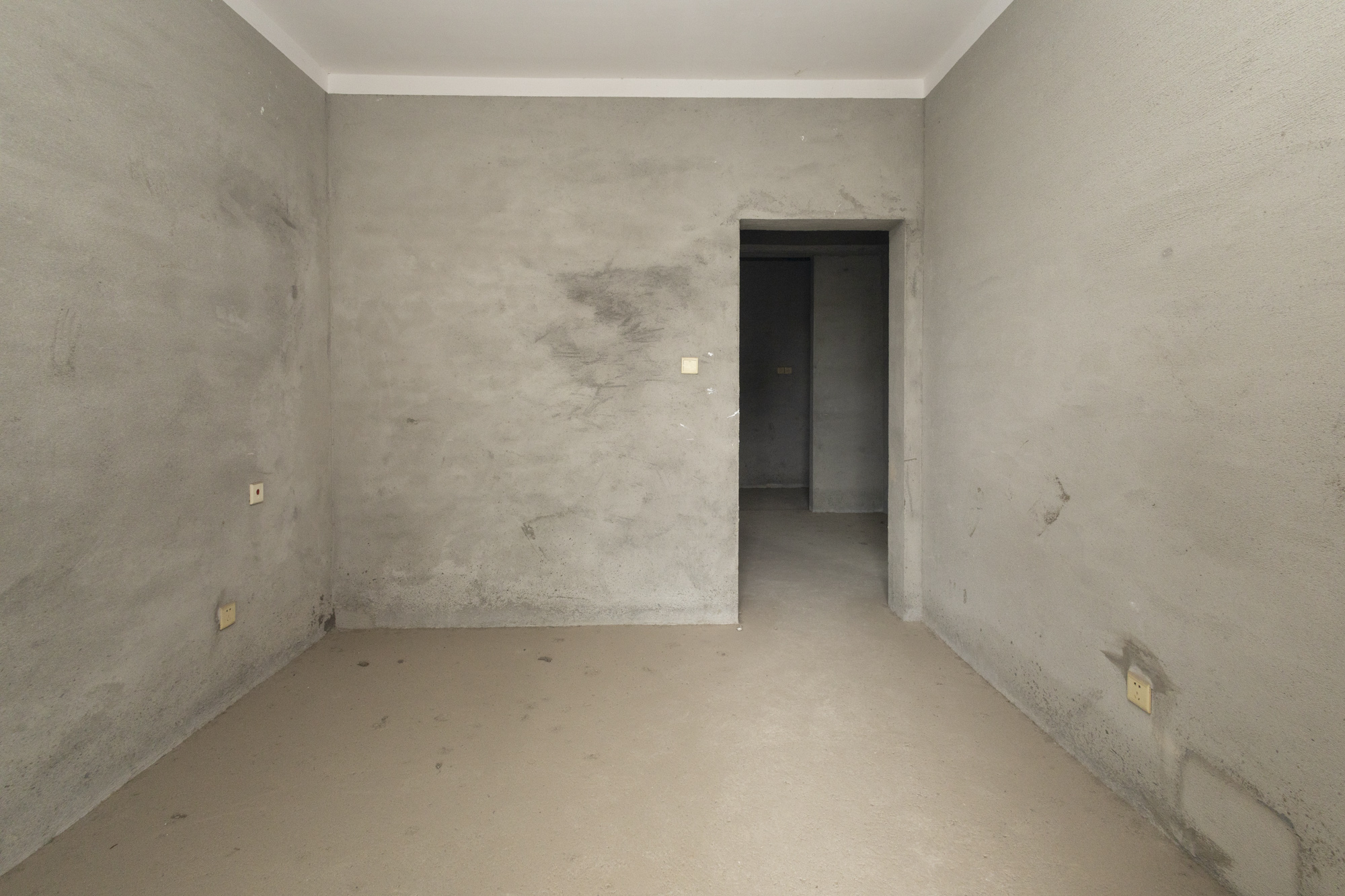 绿地海外滩一期  2室2厅1卫    37.0万 绿地海外滩一期  2室2厅1卫    37.0万卧室