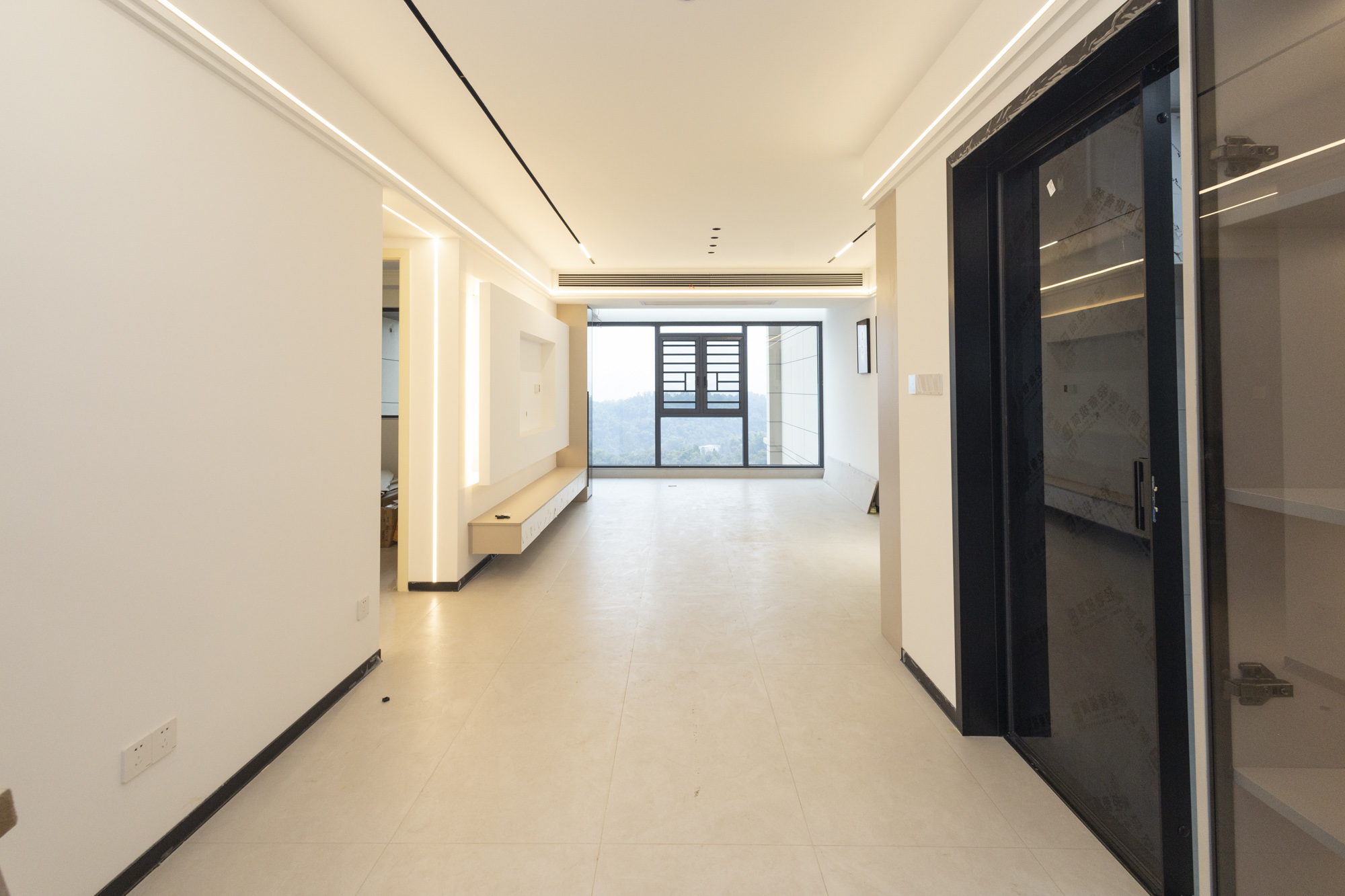 保利堂悦 4室2厅2卫 125.0万 保利堂悦 4室2厅2卫 125.0万客厅