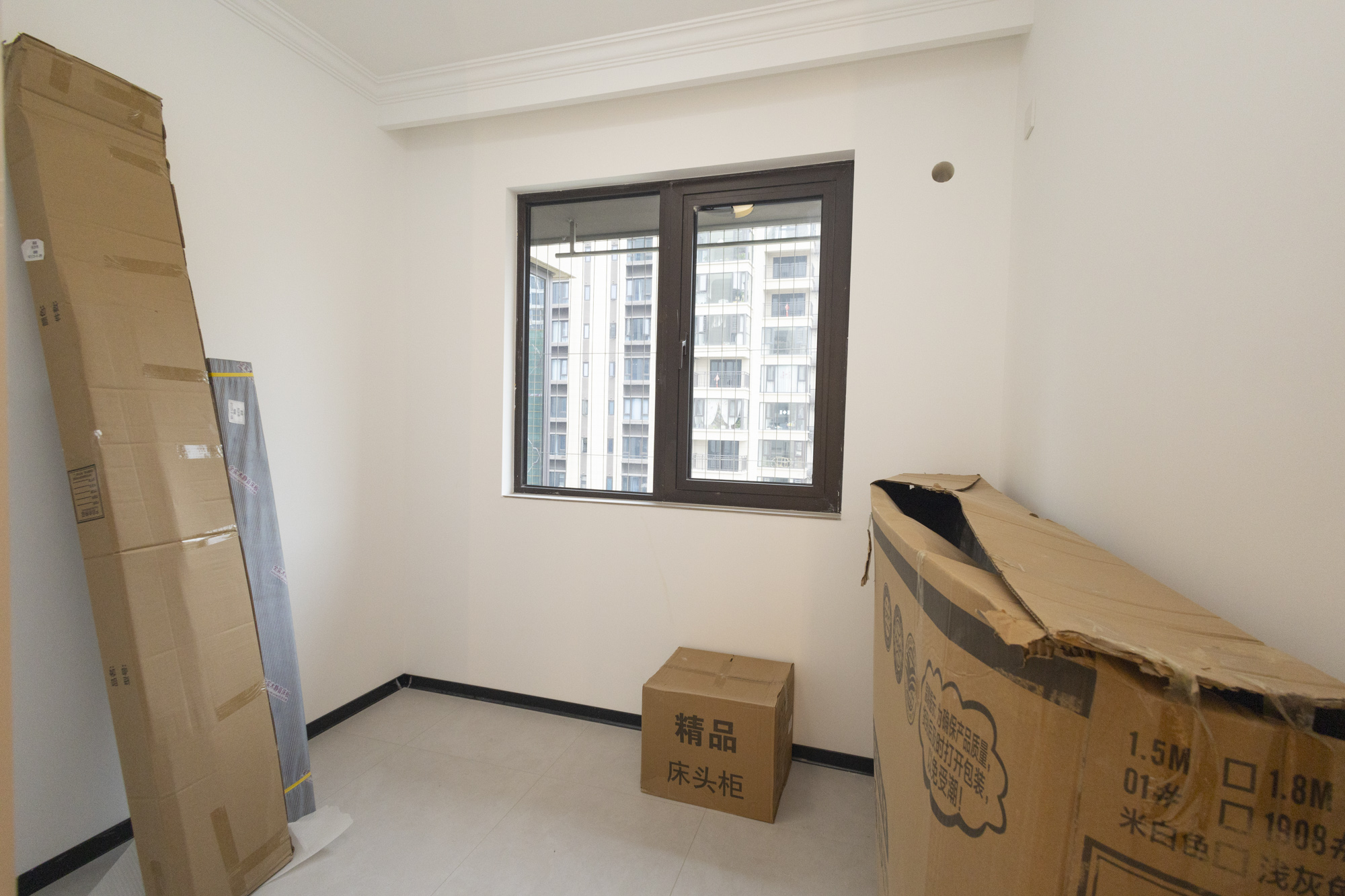 保利堂悦 4室2厅2卫 125.0万 保利堂悦 4室2厅2卫 125.0万卧室