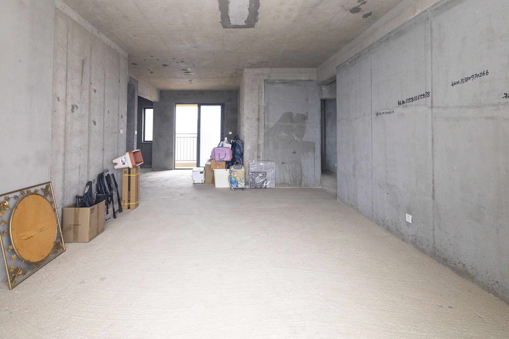 堤亚纳湾(深业沙河城)  4室2厅2卫    95.0万 堤亚纳湾(深业沙河城)  4室2厅2卫    95.0万客厅