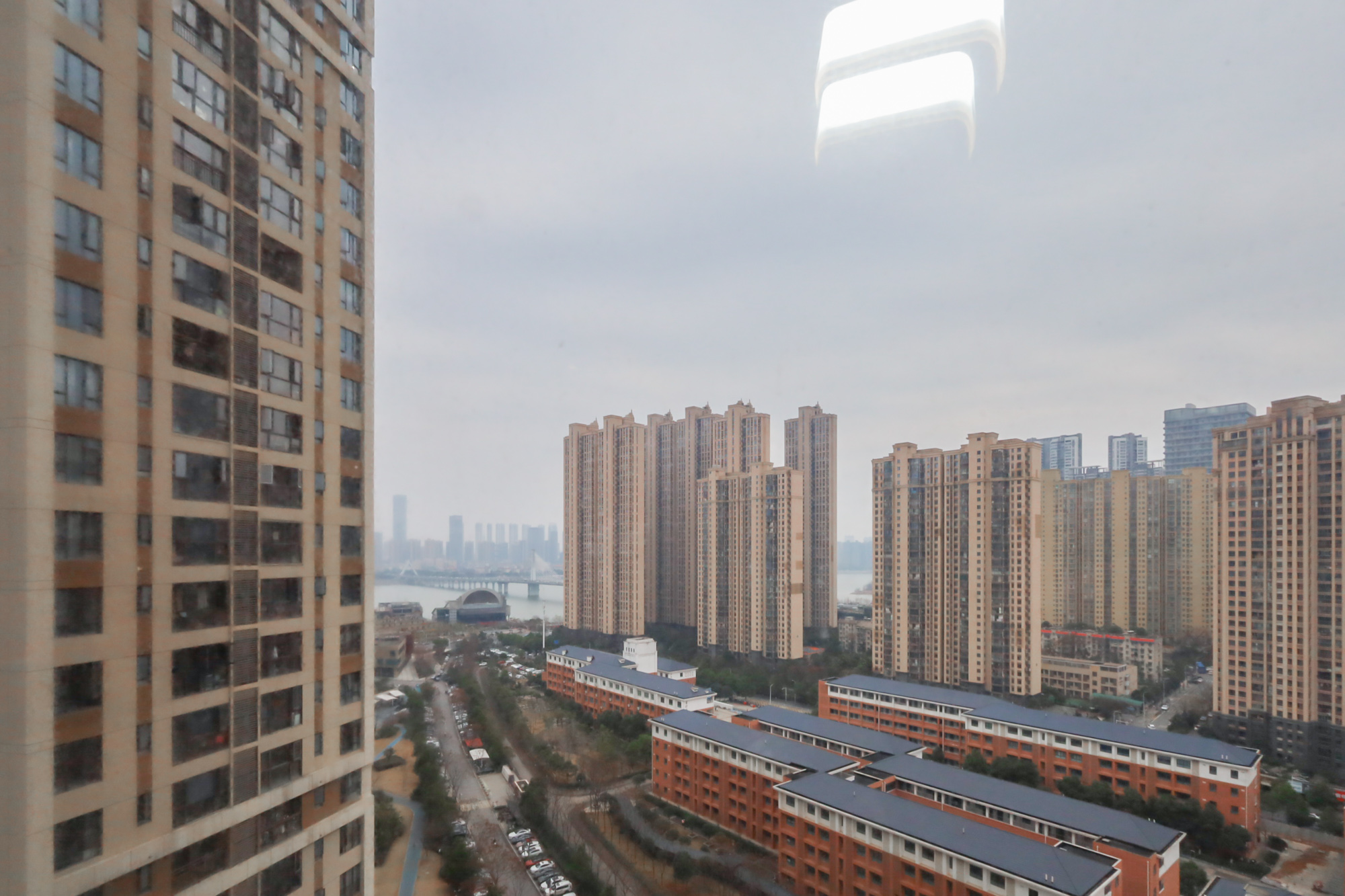 万科里金域国际  3室2厅2卫   230.00万其他