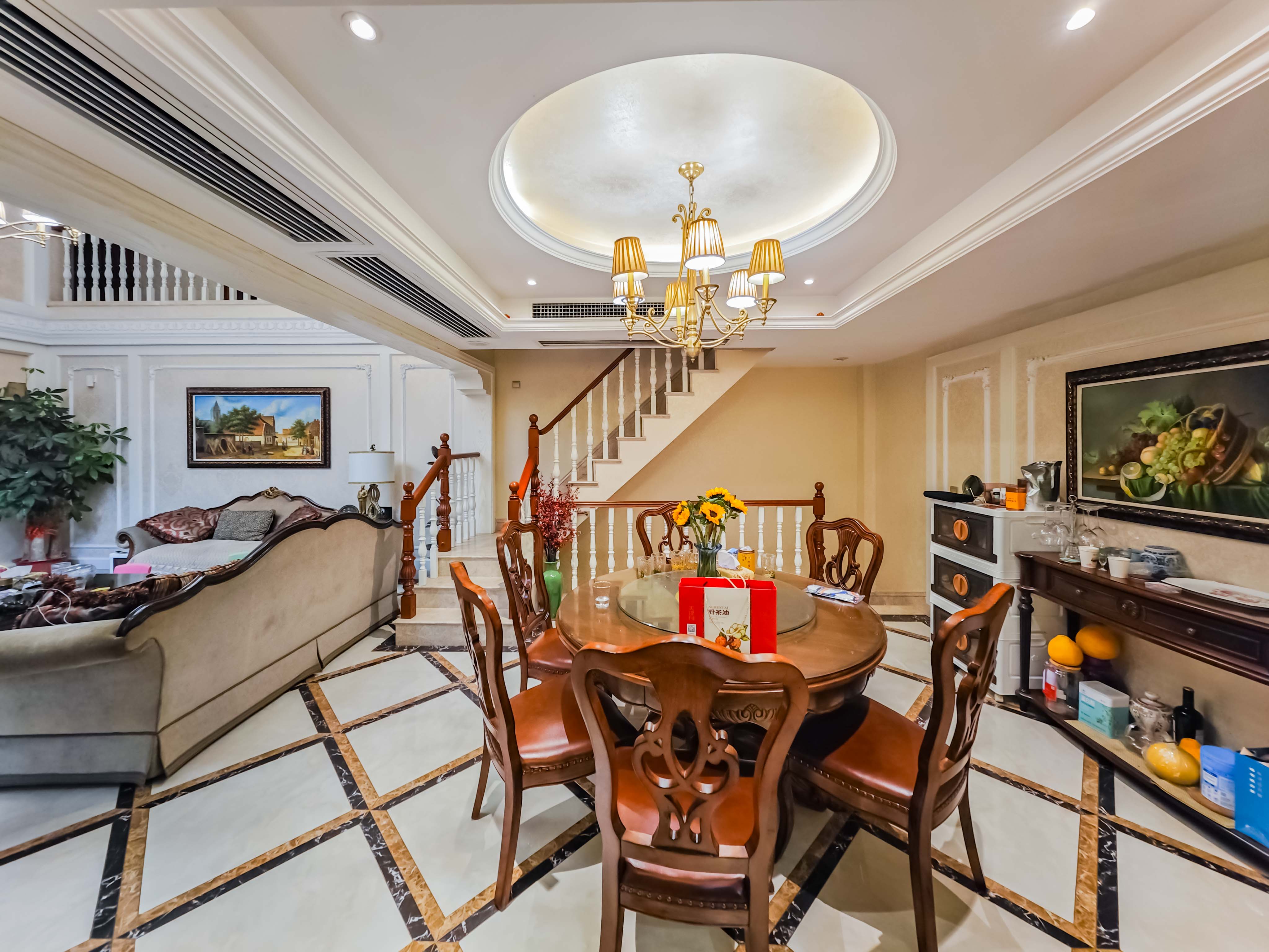 万科金域华府三四期  6室2厅4卫    448.0万 万科金域华府三四期  6室2厅4卫    448.0万客厅