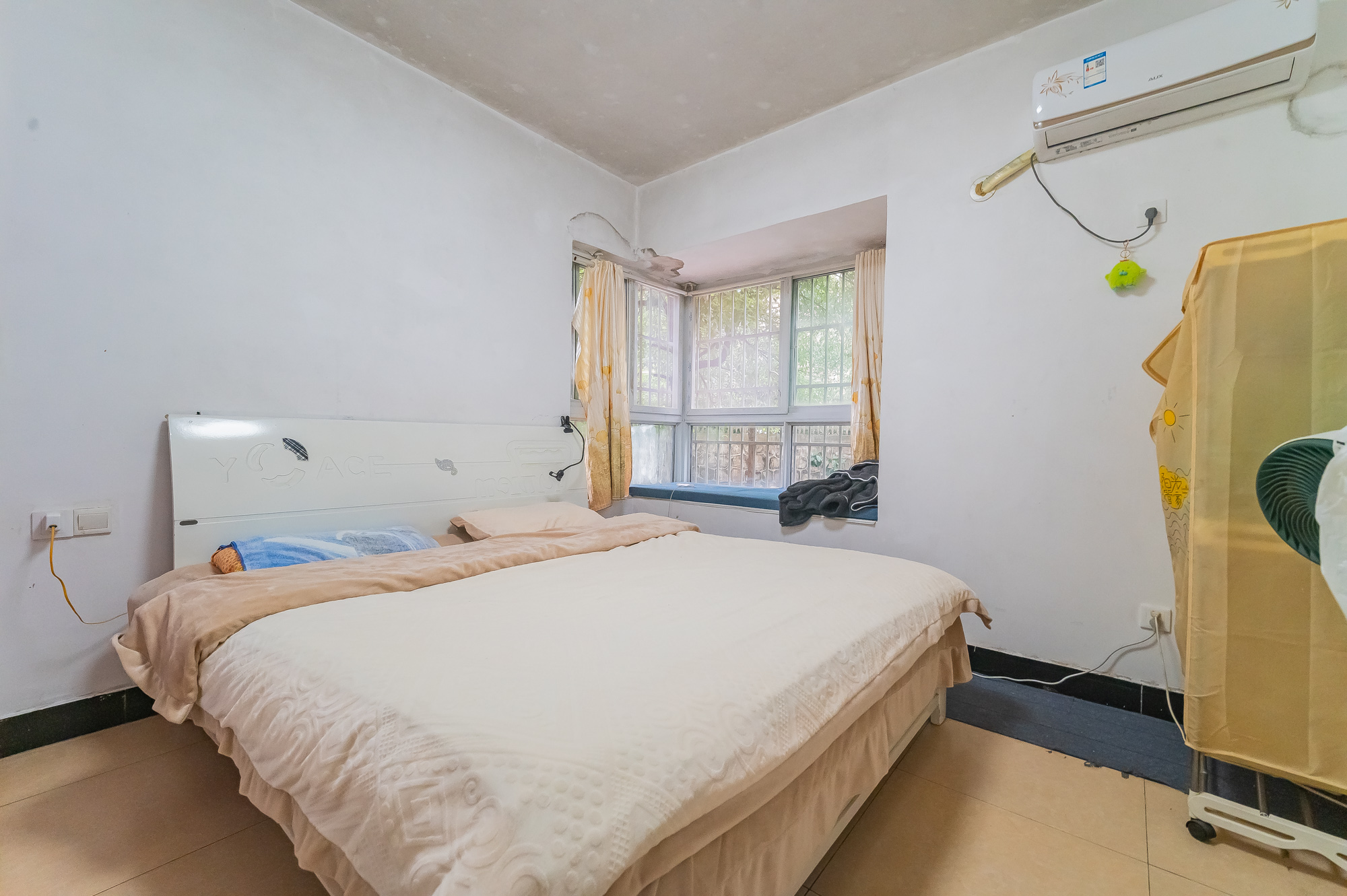 东方航标 2室2厅1卫 45.0万 东方航标 2室2厅1卫 45.0万卧室