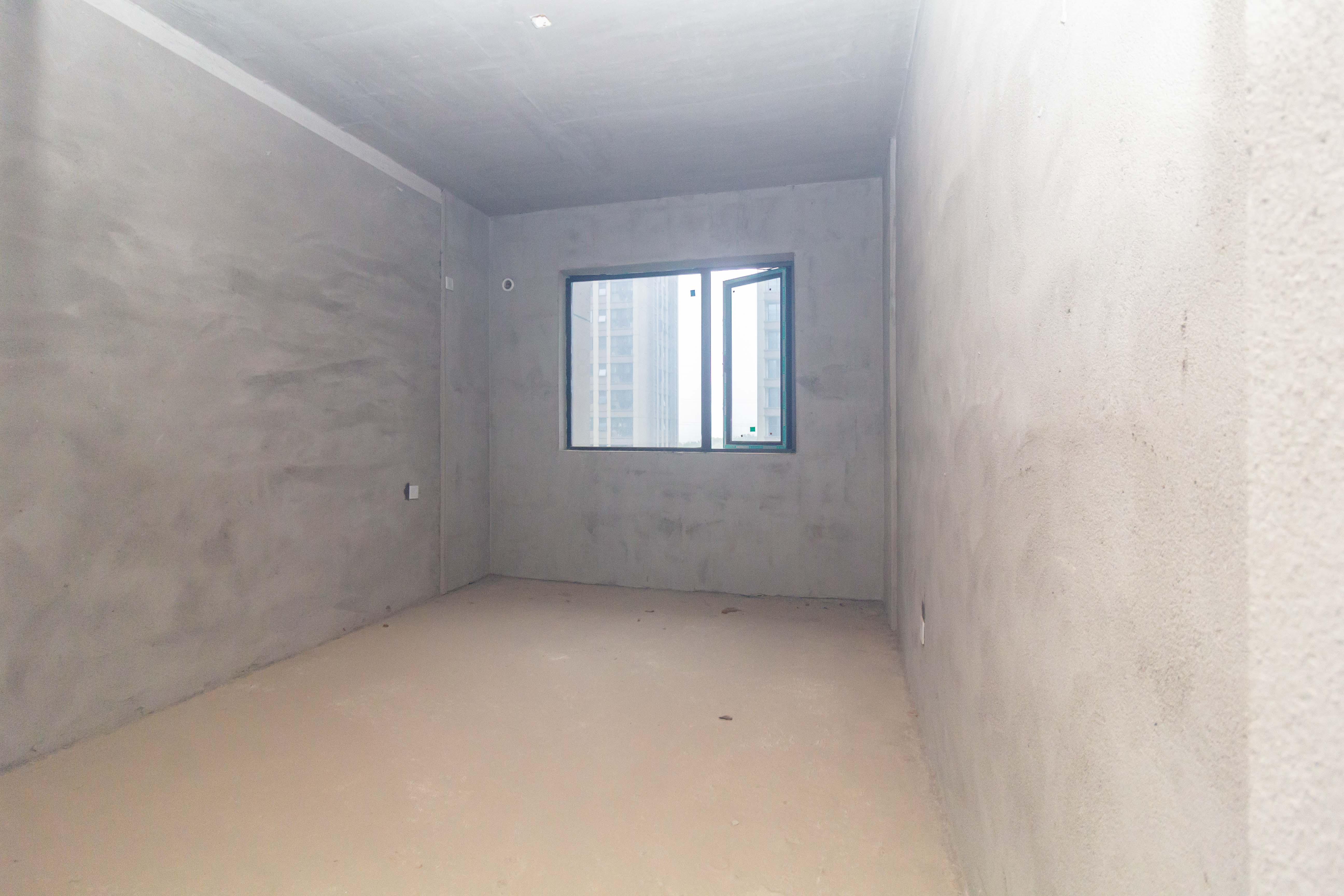 金广星苑  4室2厅2卫    93.0万卧室