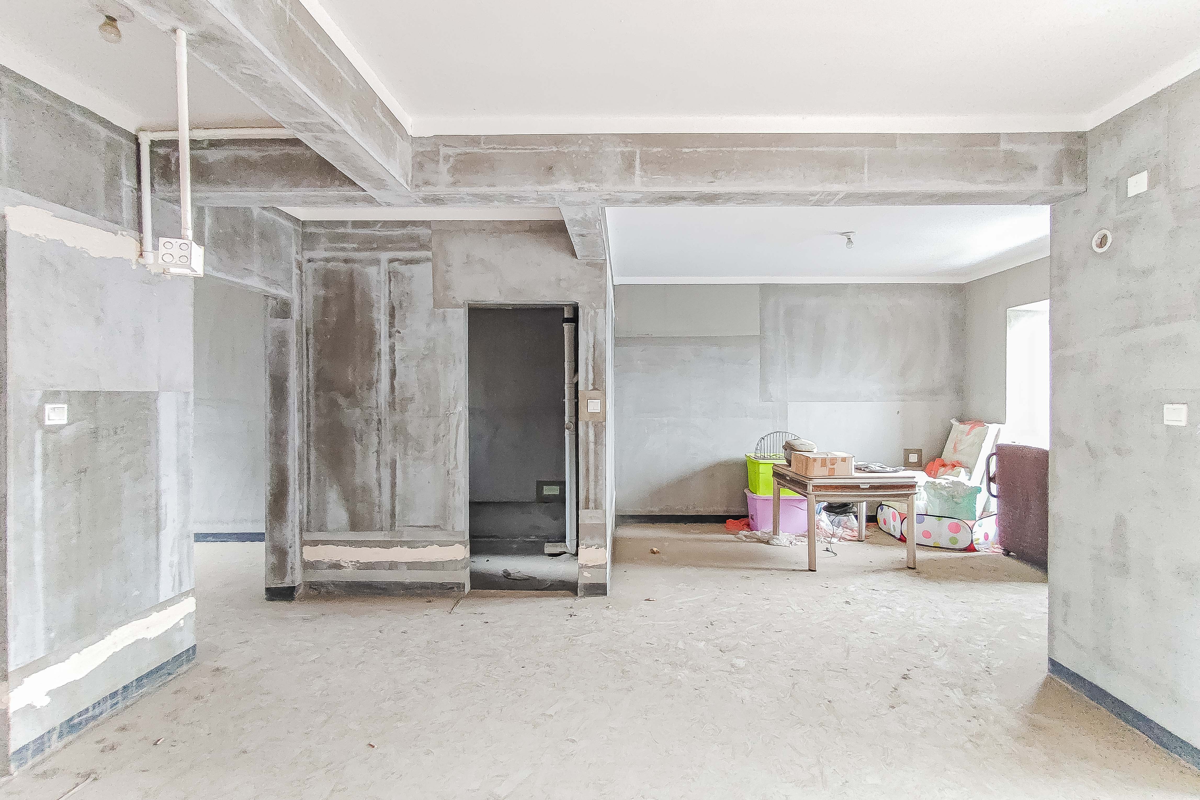 建发中央公园（建发美地）  3室2厅2卫   190.00万客厅