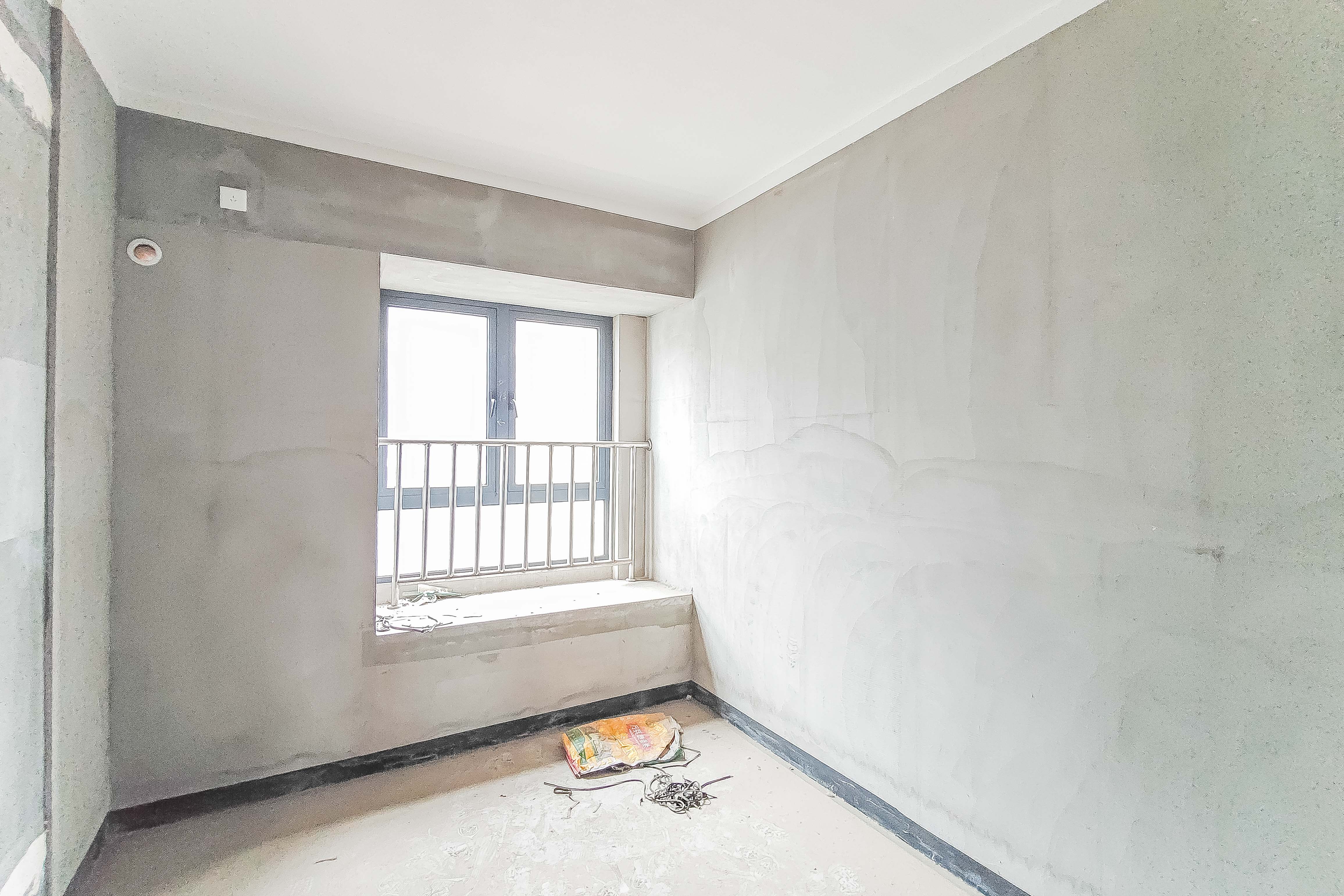 建发中央公园（建发美地）  3室2厅2卫   190.00万卧室