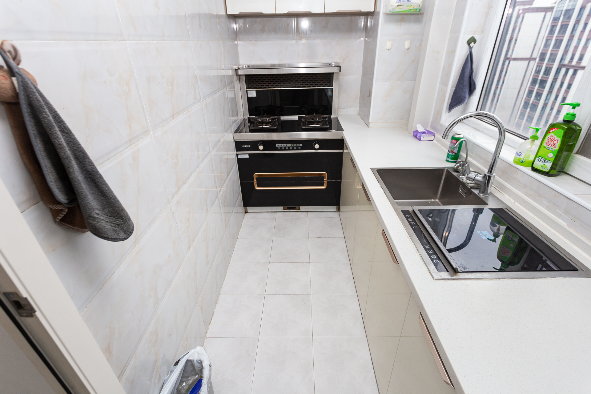 嘉宇银杉(嘉宇西苑)  3室2厅2卫    90.0万 嘉宇银杉(嘉宇西苑)  3室2厅2卫    90.0万厨房