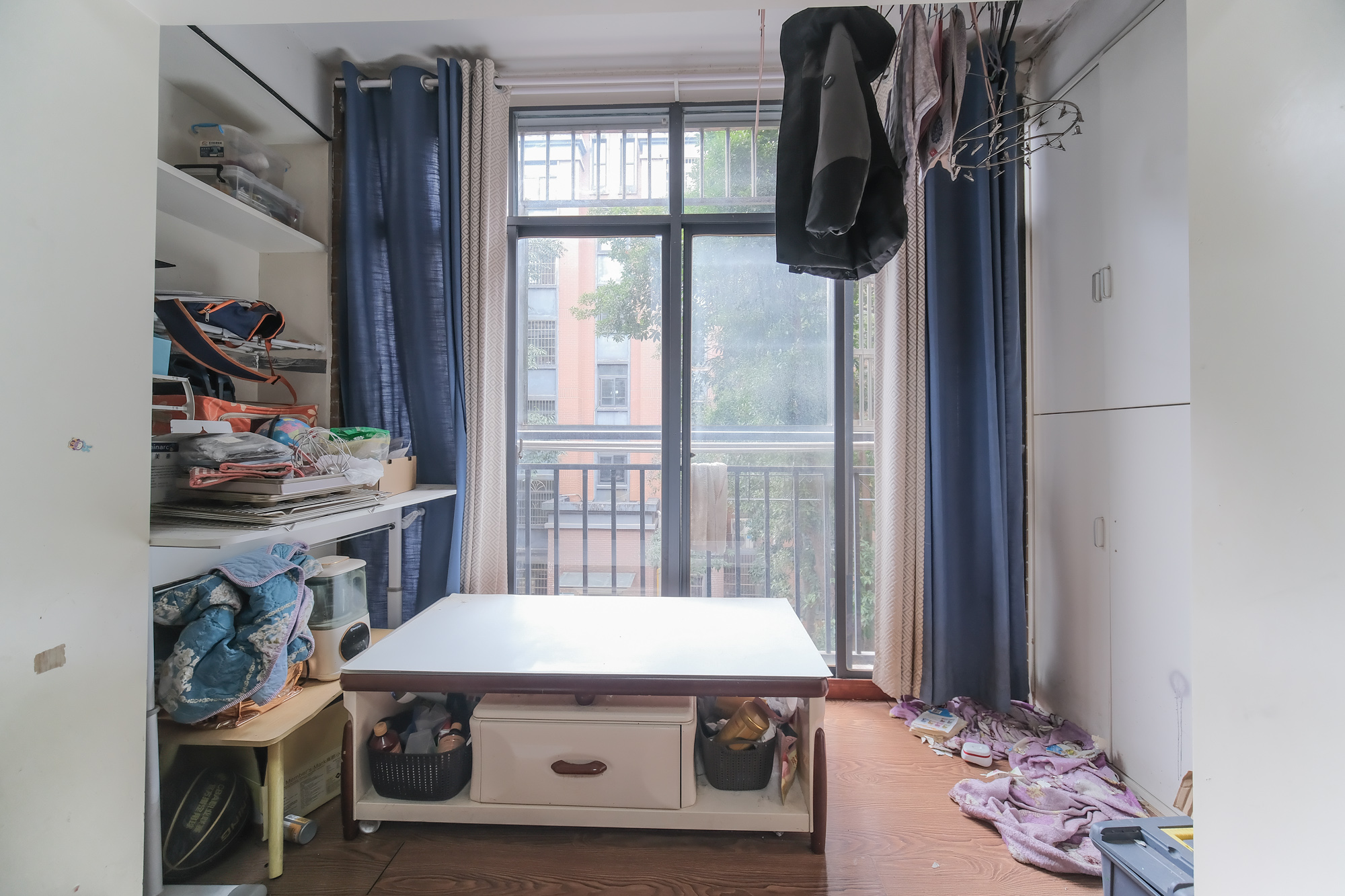 山水湾  3室2厅1卫    60.0万 山水湾  3室2厅1卫    60.0万阳台