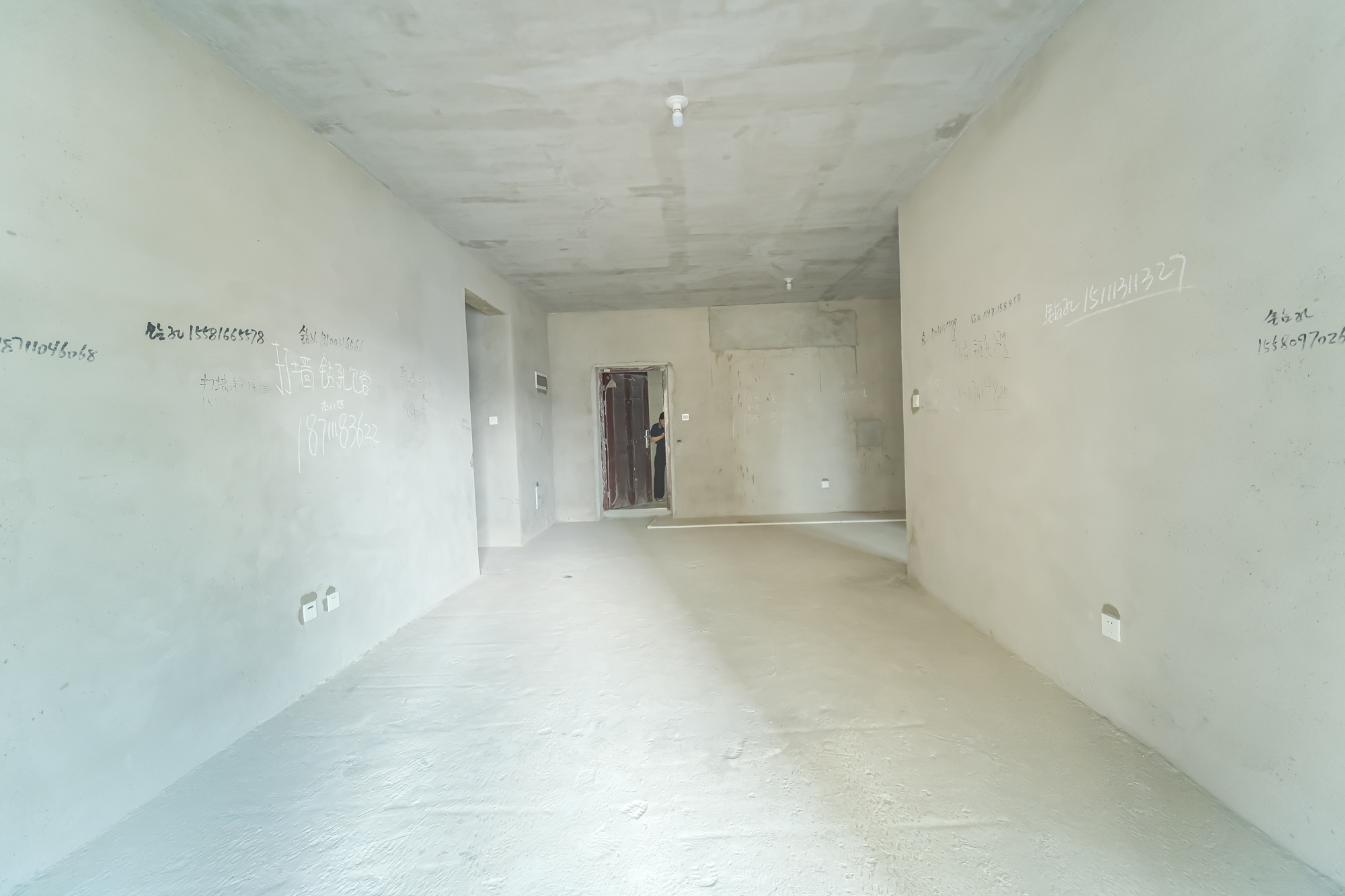 星雅美辰  3室2厅2卫    75.0万 星雅美辰  3室2厅2卫    75.0万客厅