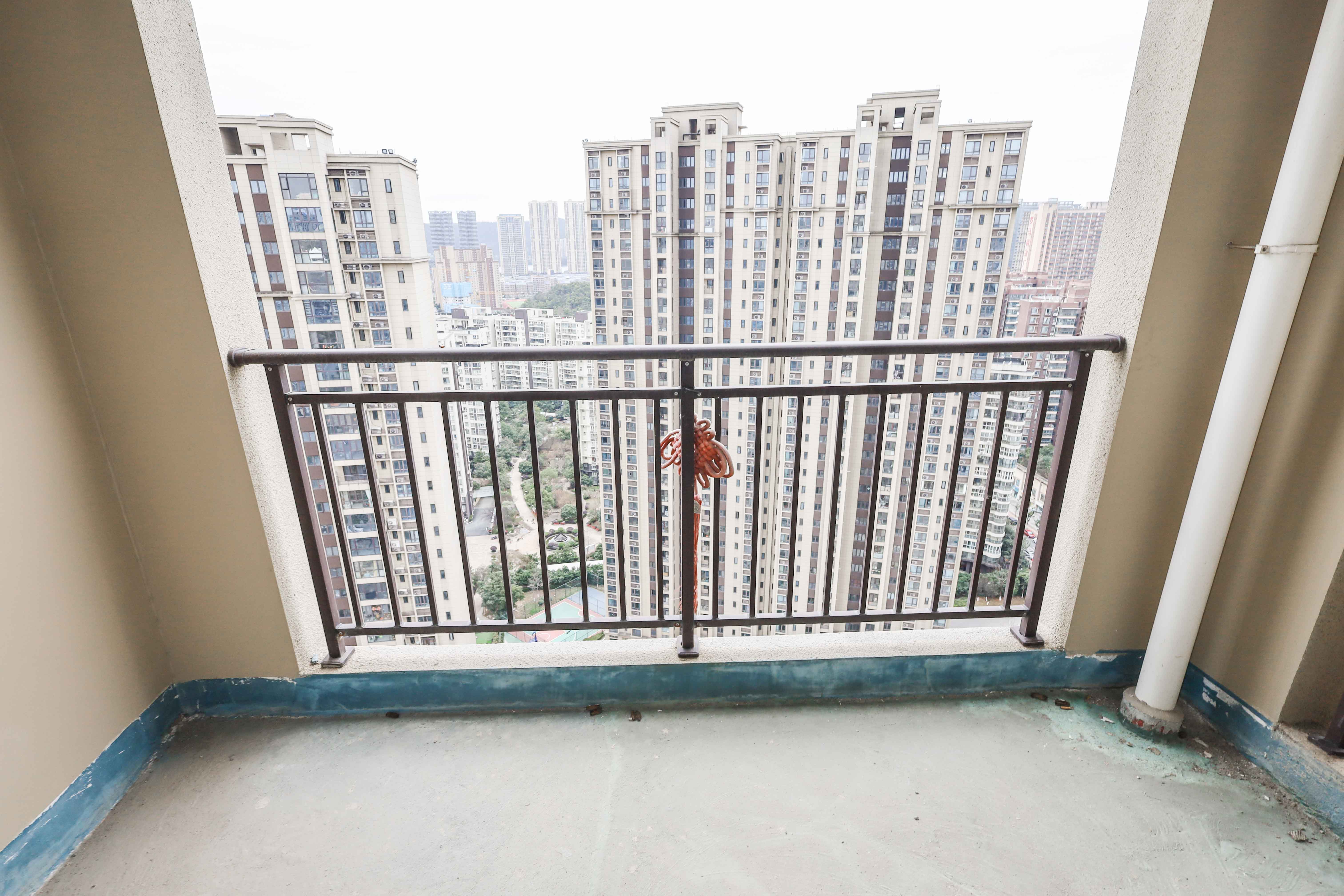 梅溪盛荟  3室2厅1卫    98.0万 梅溪盛荟  3室2厅1卫    98.0万阳台