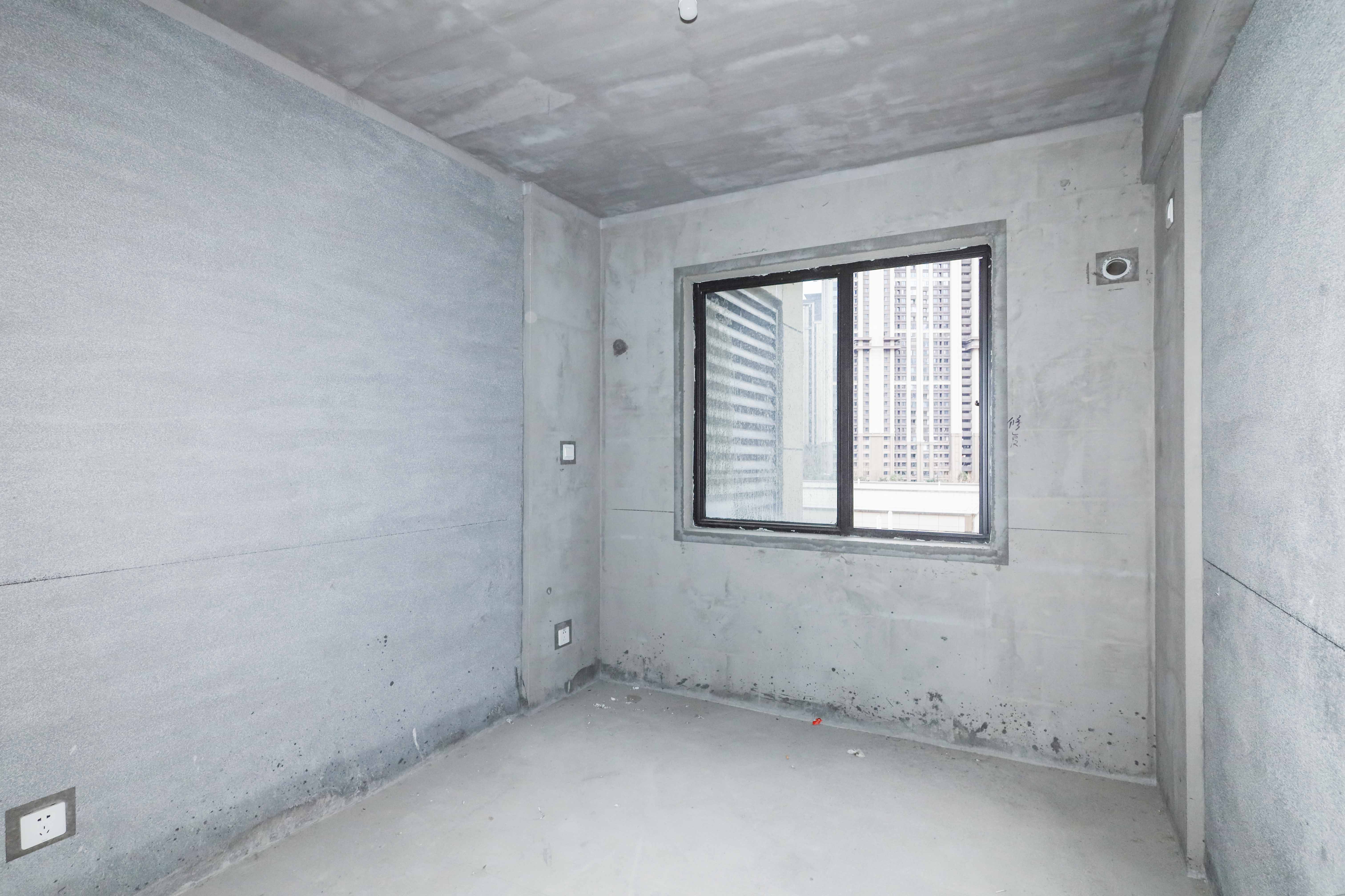 中国铁建梅溪青秀三期  3室2厅2卫    138.0万卧室