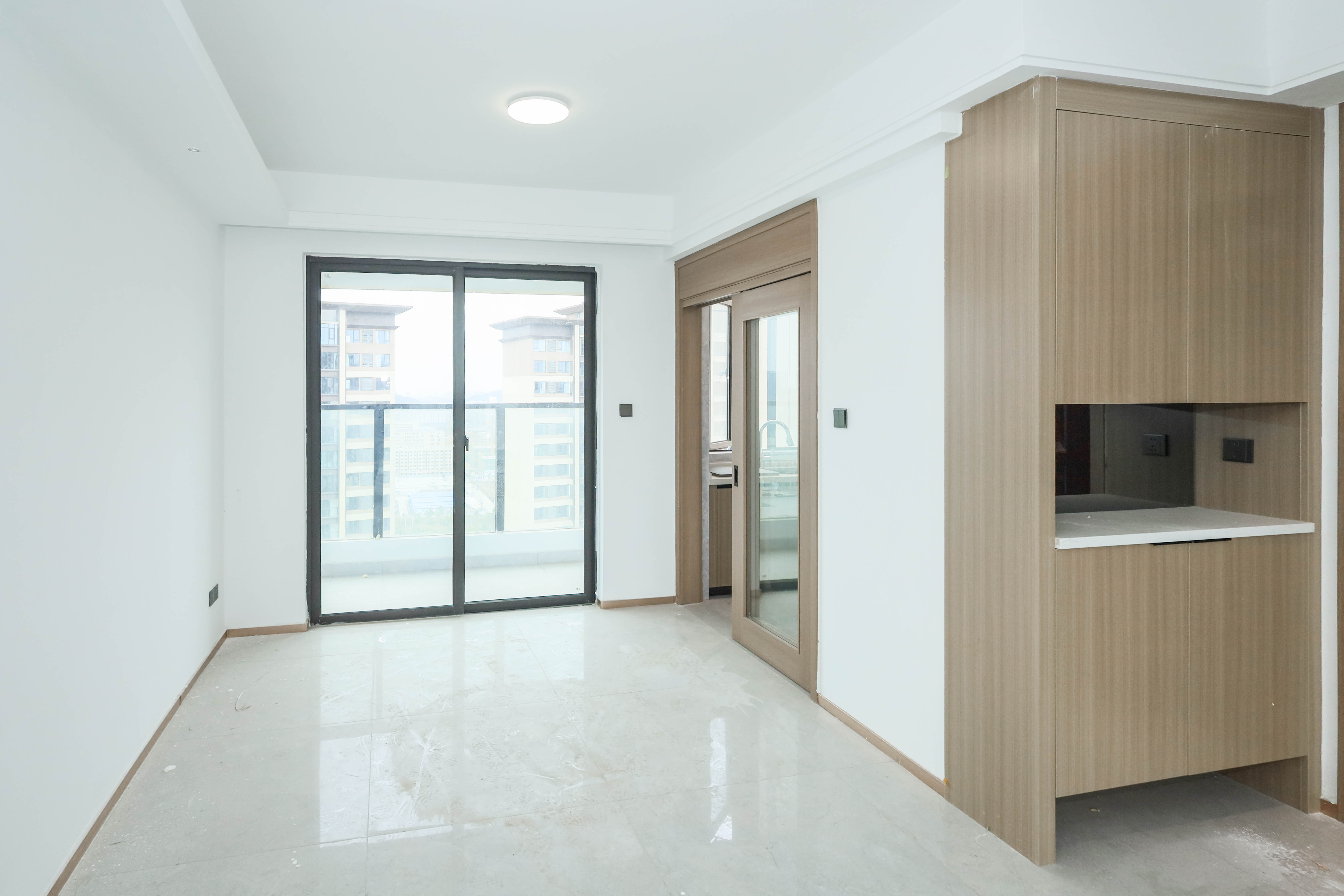 汉唐世家二期 3室2厅1卫 88.0万 汉唐世家二期 3室2厅1卫 88.0万其他