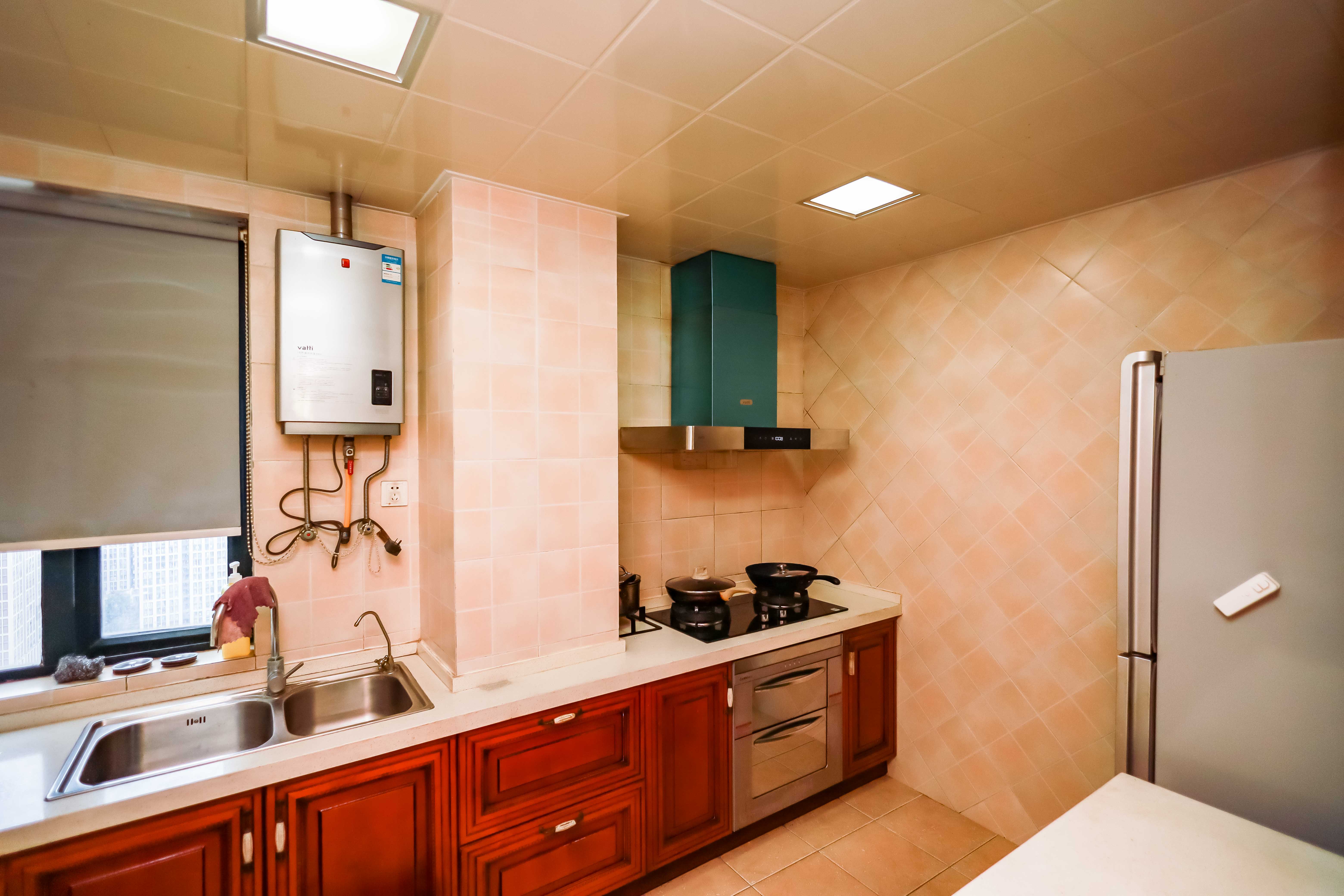 永祺西京  3室2厅2卫    158.0万厨房