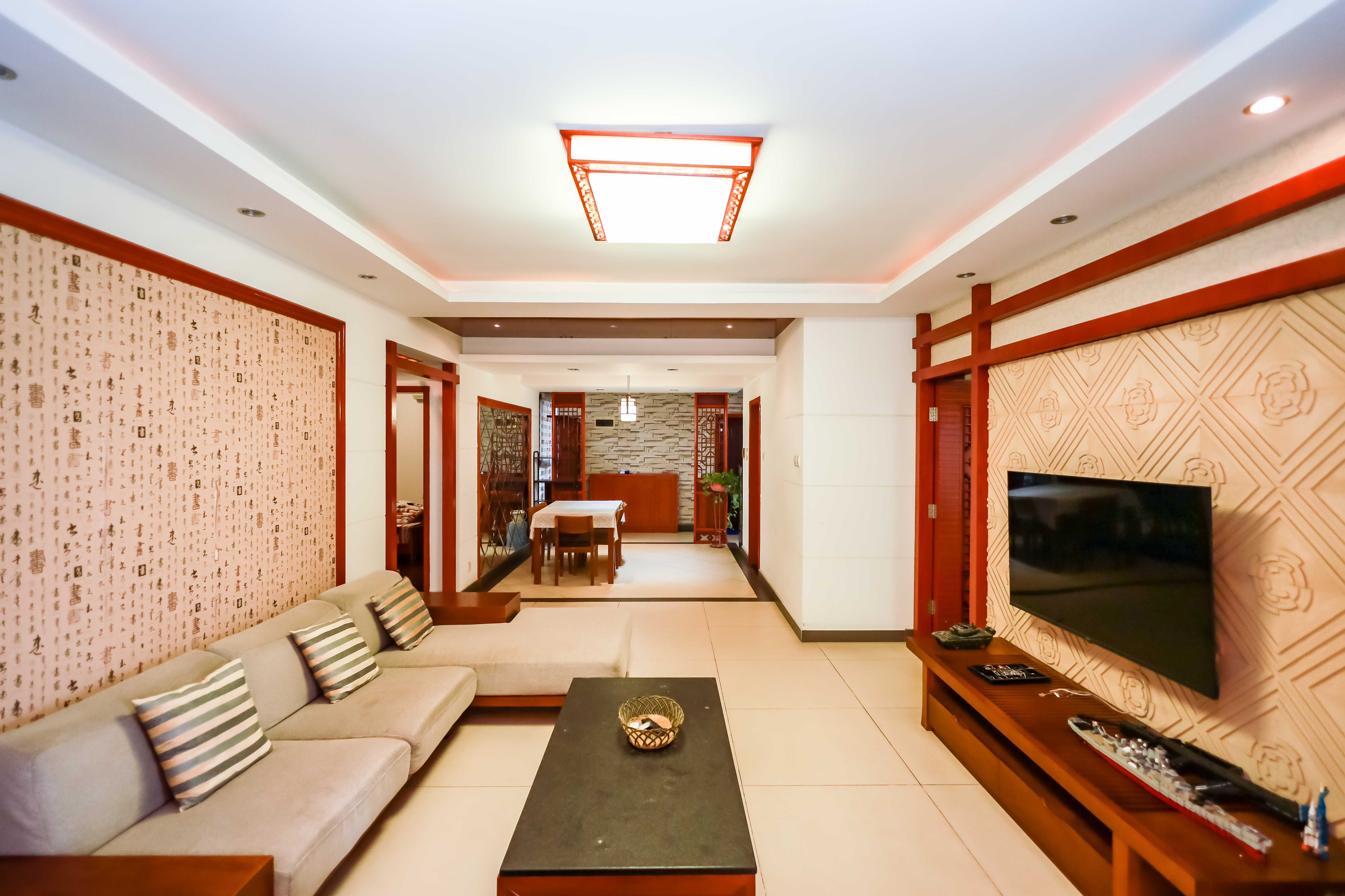 永祺西京  3室2厅2卫    158.0万客厅