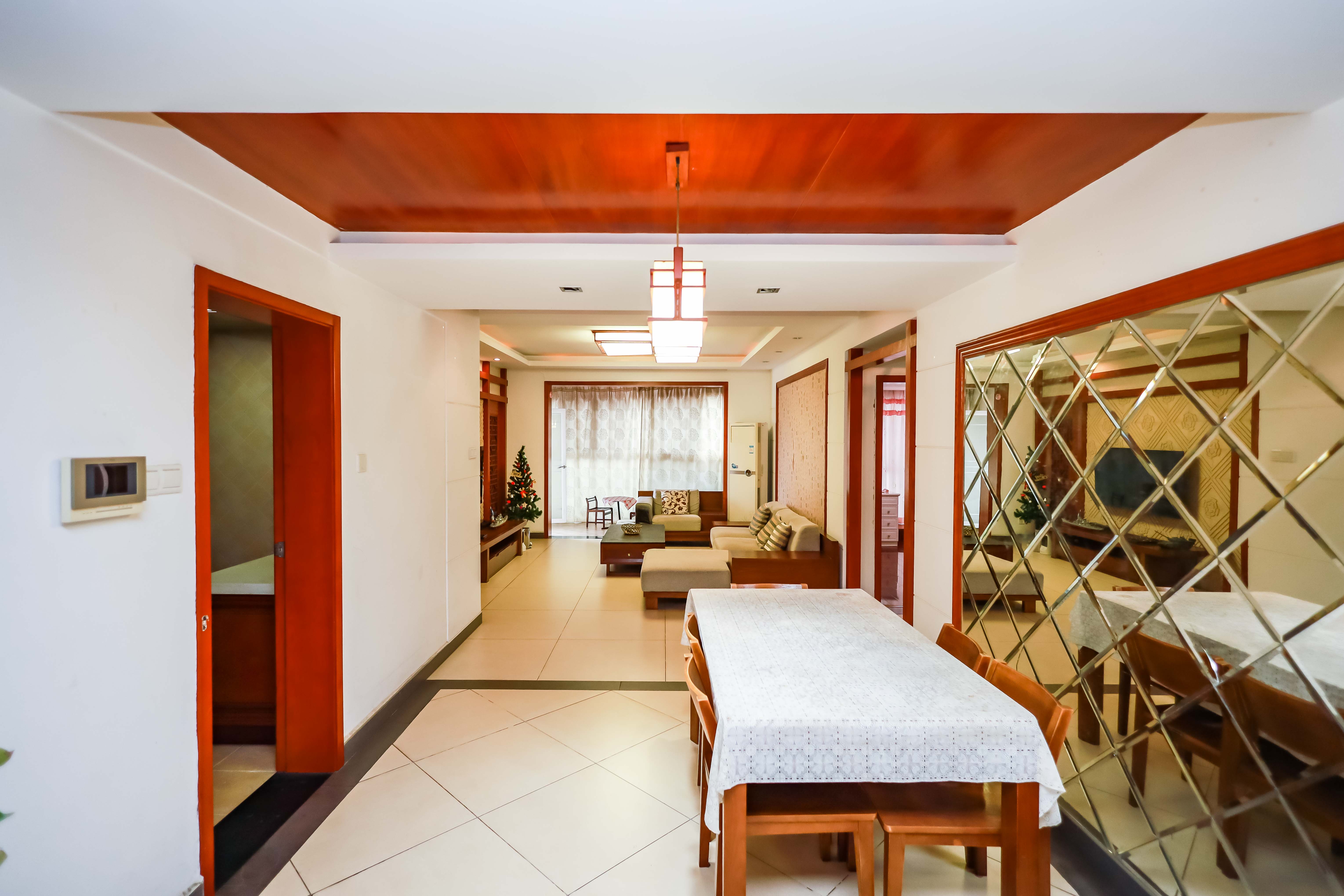 永祺西京  3室2厅2卫    158.0万客厅