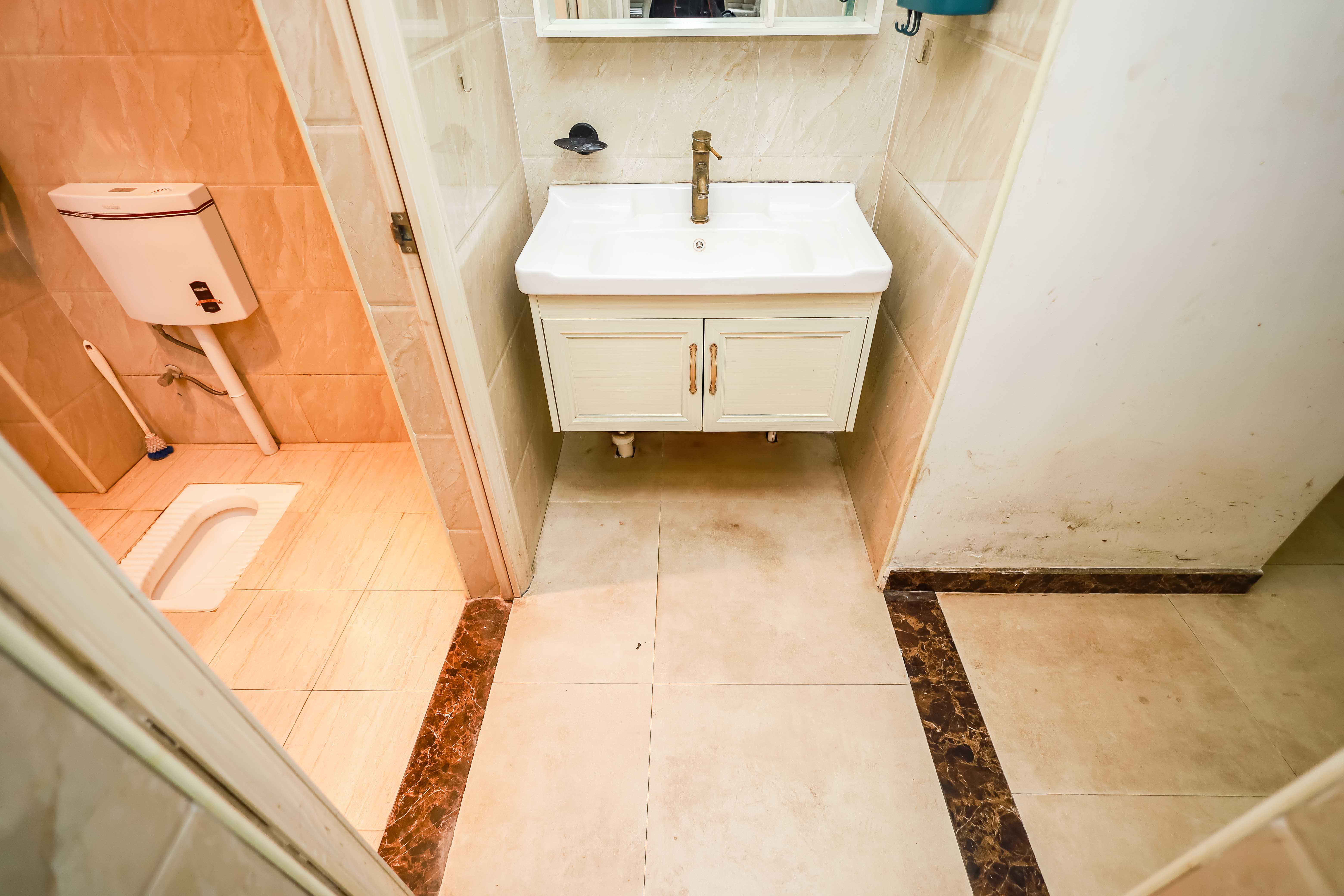 盛景谷山里  2室2厅1卫    66.8万卫生间