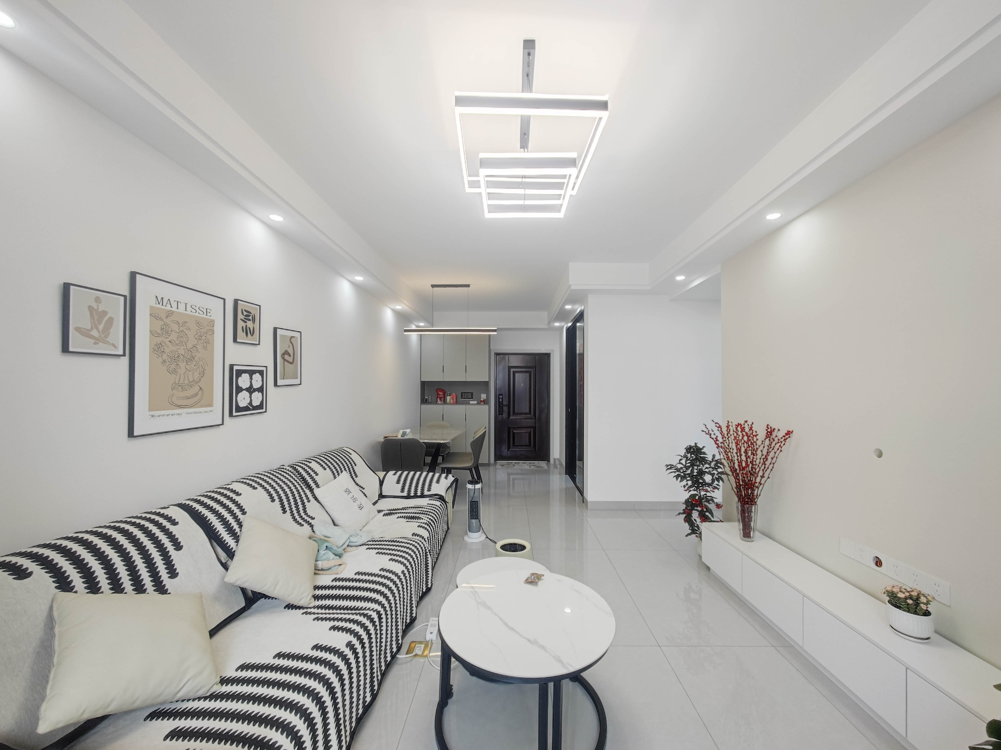 润和翰文府 3室2厅1卫 113.0万 润和翰文府 3室2厅1卫 113.0万客厅