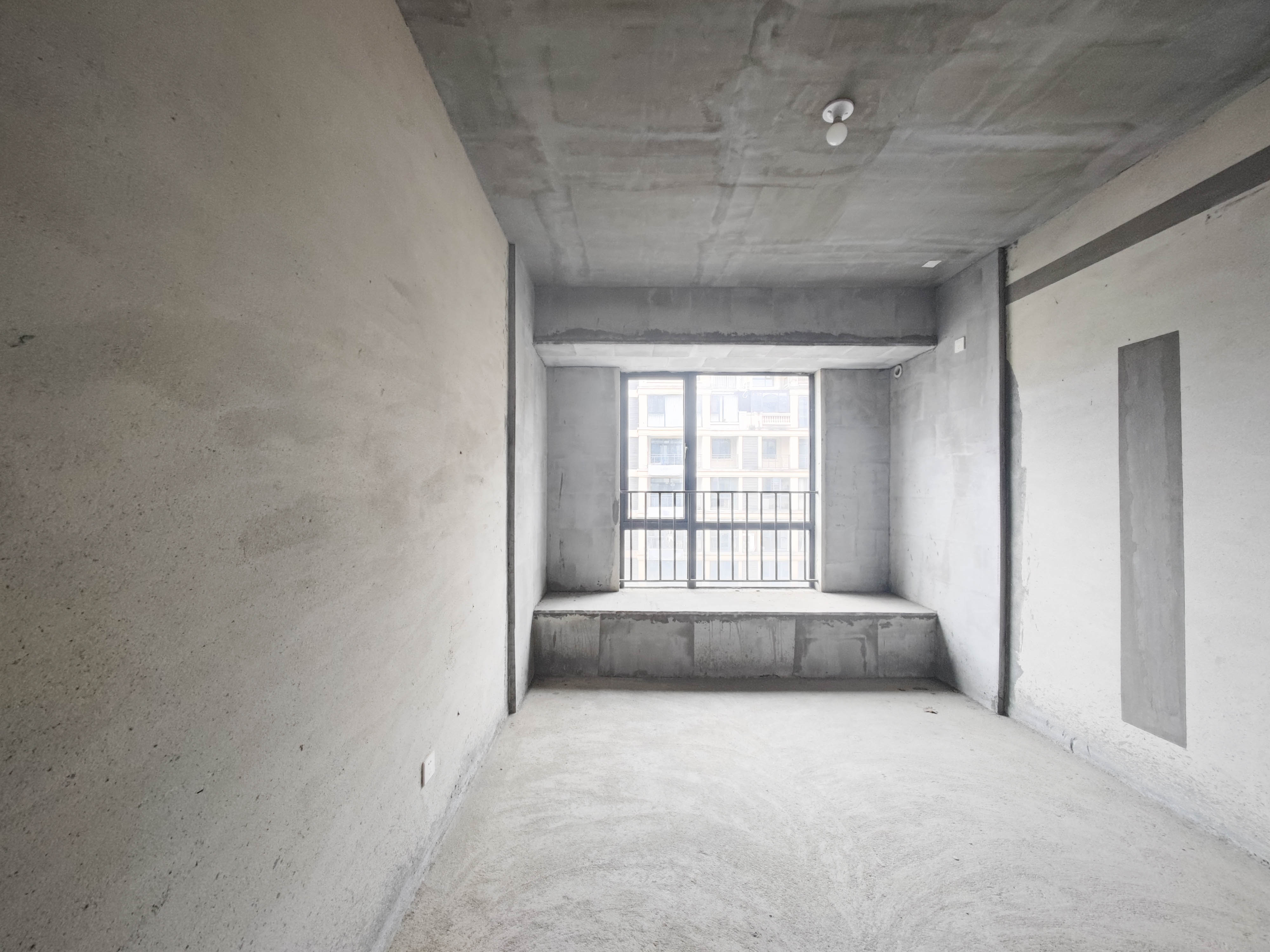 五矿万境园 4室2厅2卫 159.0万 五矿万境园 4室2厅2卫 159.0万卧室