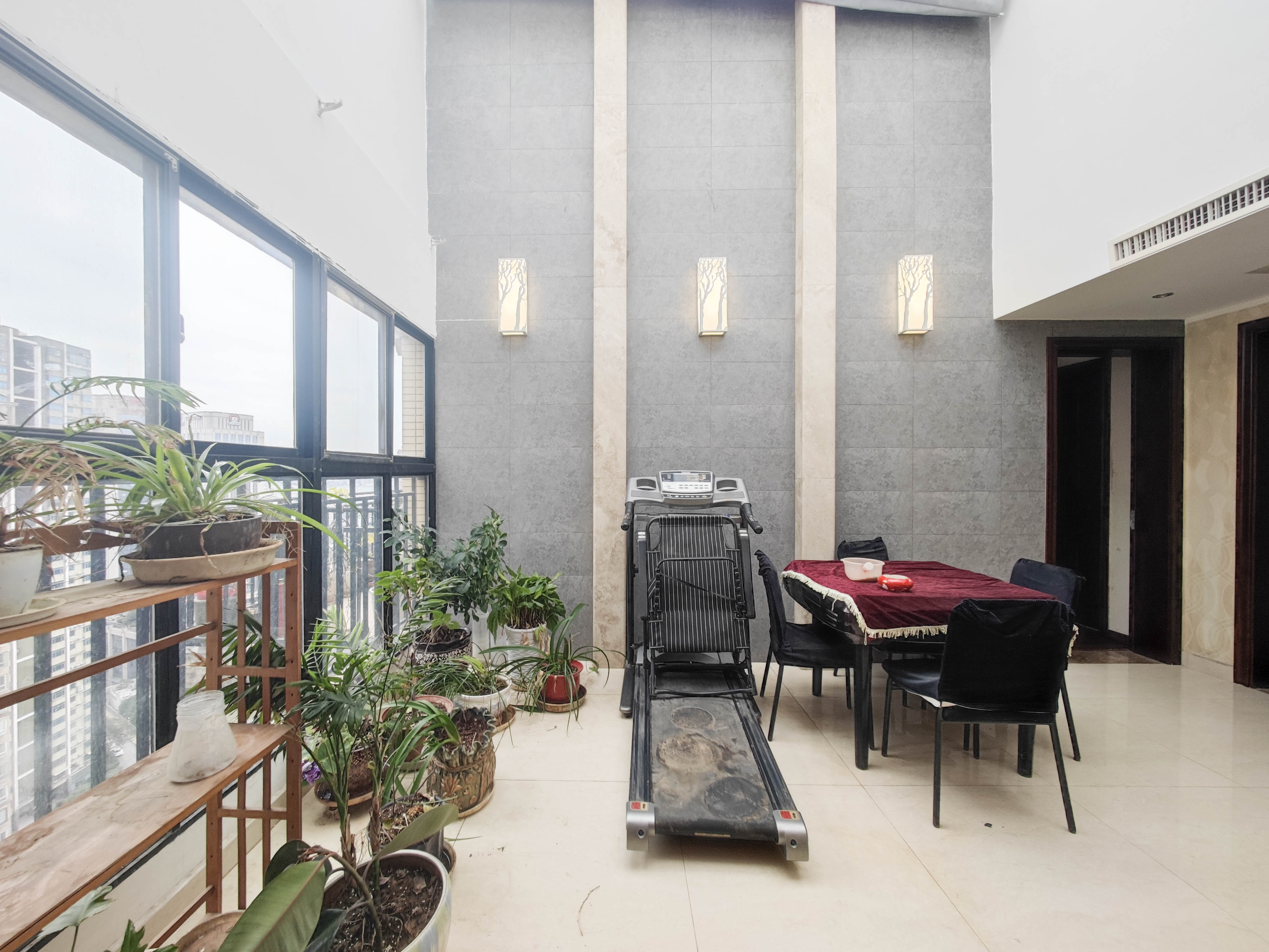 水岸天际(一期、二期) 5室2厅3卫 260.0万 水岸天际(一期、二期) 5室2厅3卫 260.0万其他