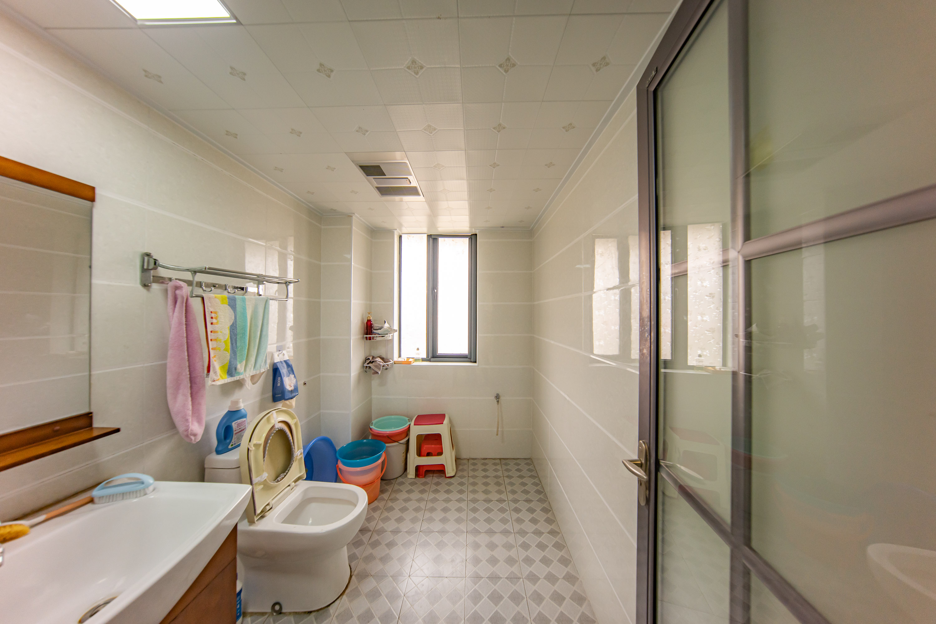 中建麓山和苑  3室2厅2卫    120.0万卧室