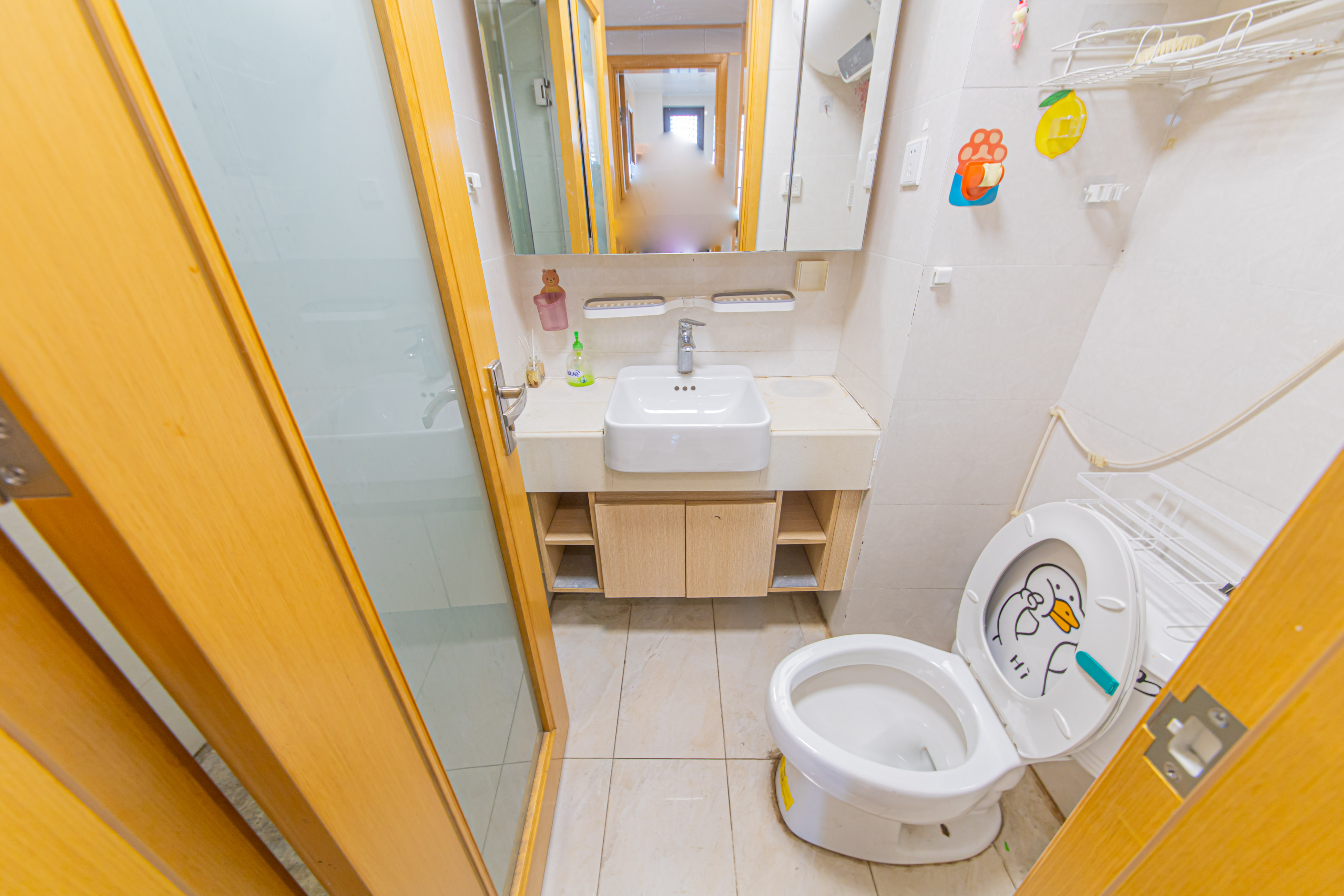 中海新城熙岸(中信新城五期) 1室1厅1卫 32.5万 中海新城熙岸(中信新城五期) 1室1厅1卫 32.5万卫生间