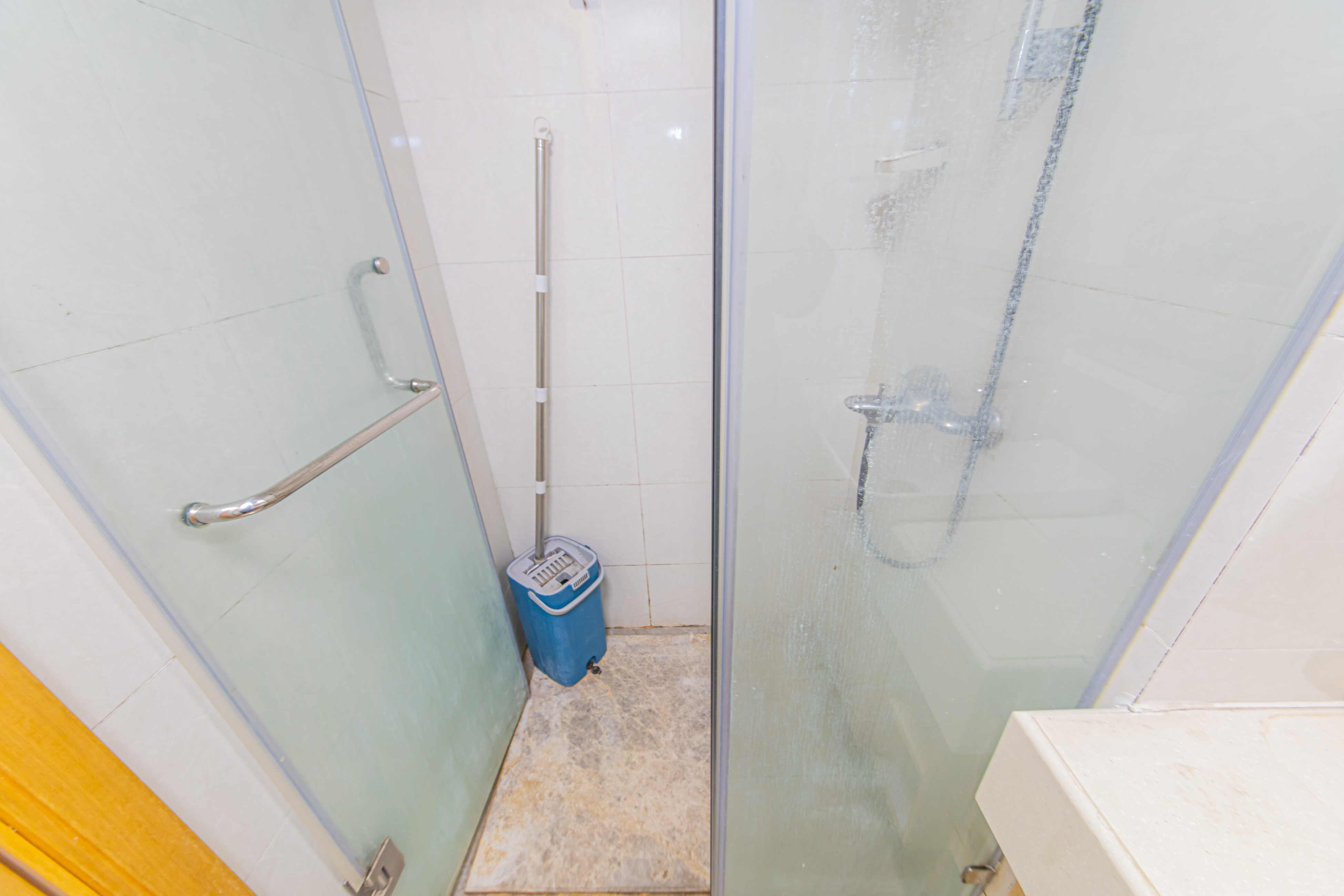 中海新城熙岸(中信新城五期) 1室1厅1卫 32.5万 中海新城熙岸(中信新城五期) 1室1厅1卫 32.5万卫生间