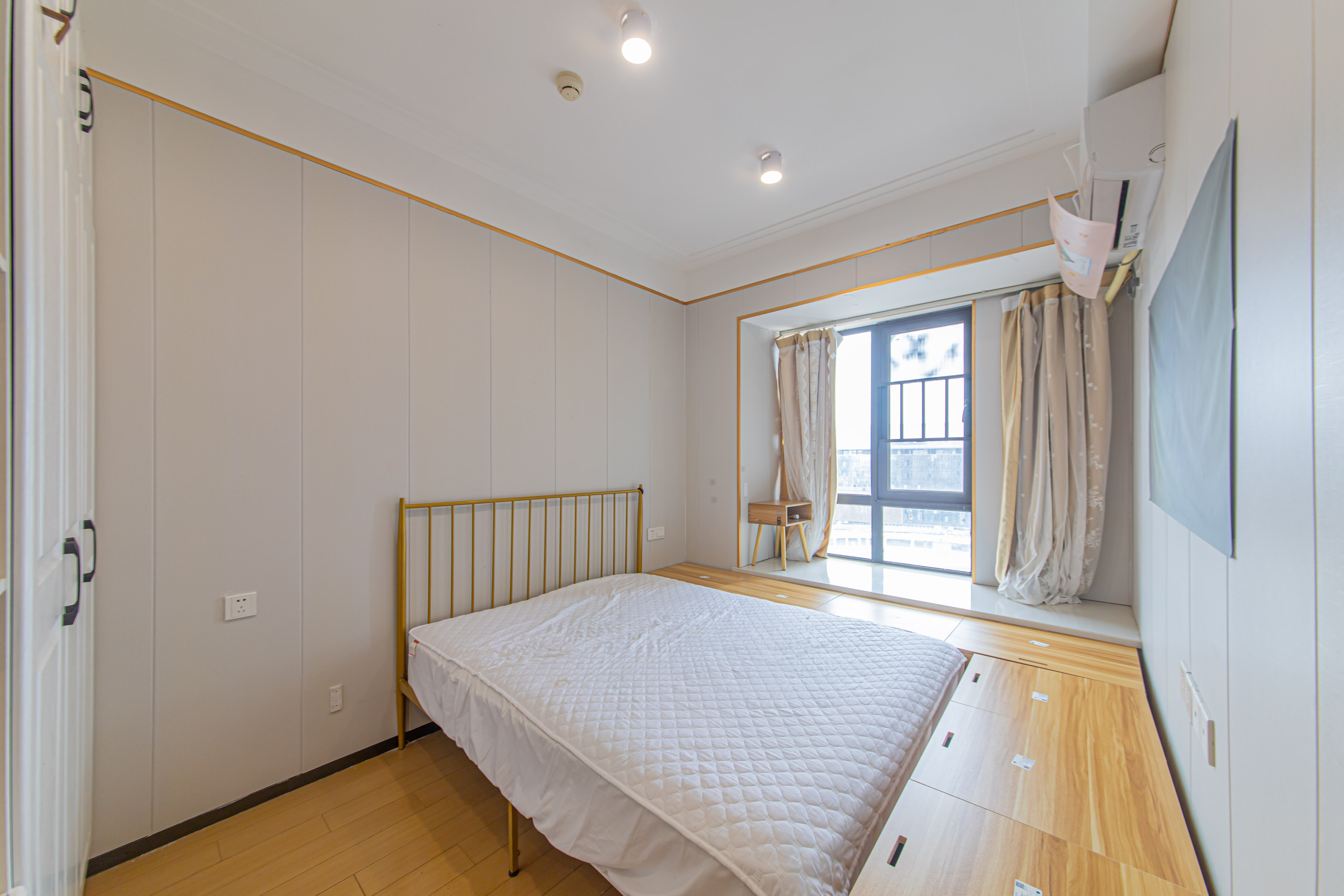 中海新城熙岸(中信新城五期) 1室1厅1卫 32.5万 中海新城熙岸(中信新城五期) 1室1厅1卫 32.5万卧室