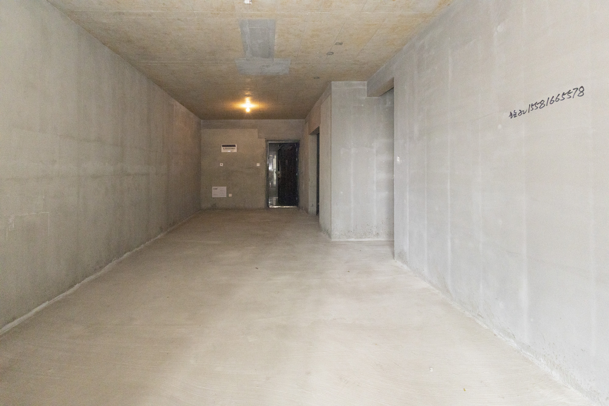 嘉宇北部湾BC区 4室2厅2卫 53.8万 嘉宇北部湾BC区 4室2厅2卫 53.8万客厅