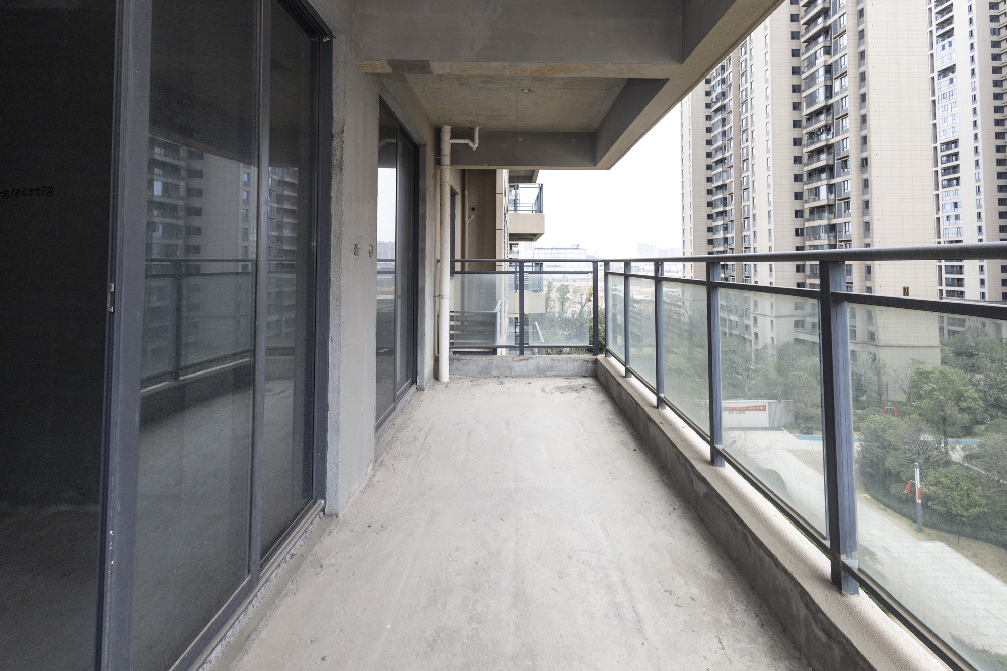 嘉宇北部湾BC区 4室2厅2卫 53.8万 嘉宇北部湾BC区 4室2厅2卫 53.8万阳台