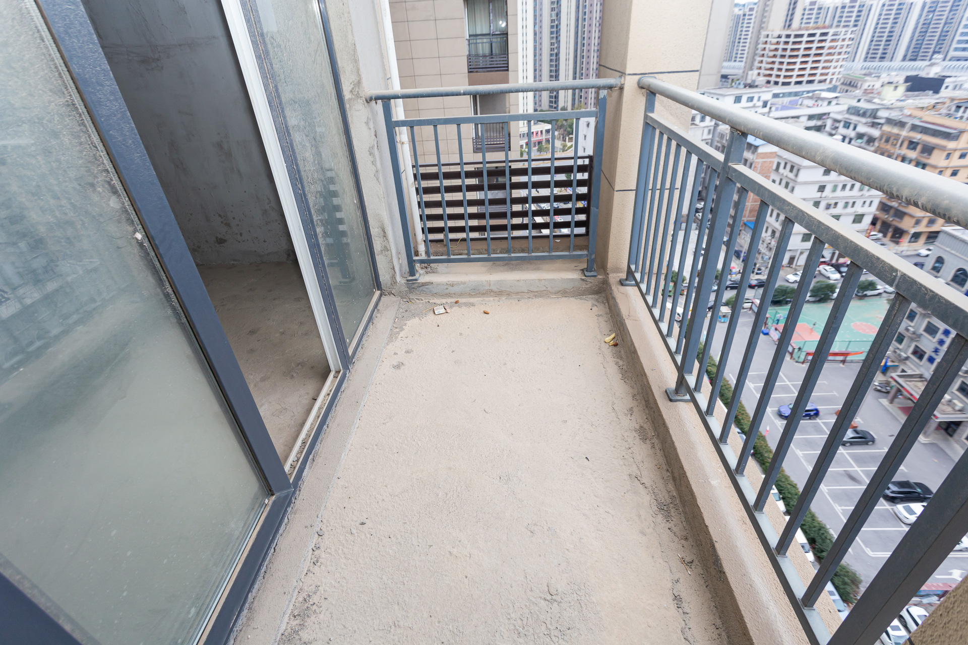 嘉宇银杉(嘉宇西苑) 3室2厅1卫 84.5万 嘉宇银杉(嘉宇西苑) 3室2厅1卫 84.5万阳台