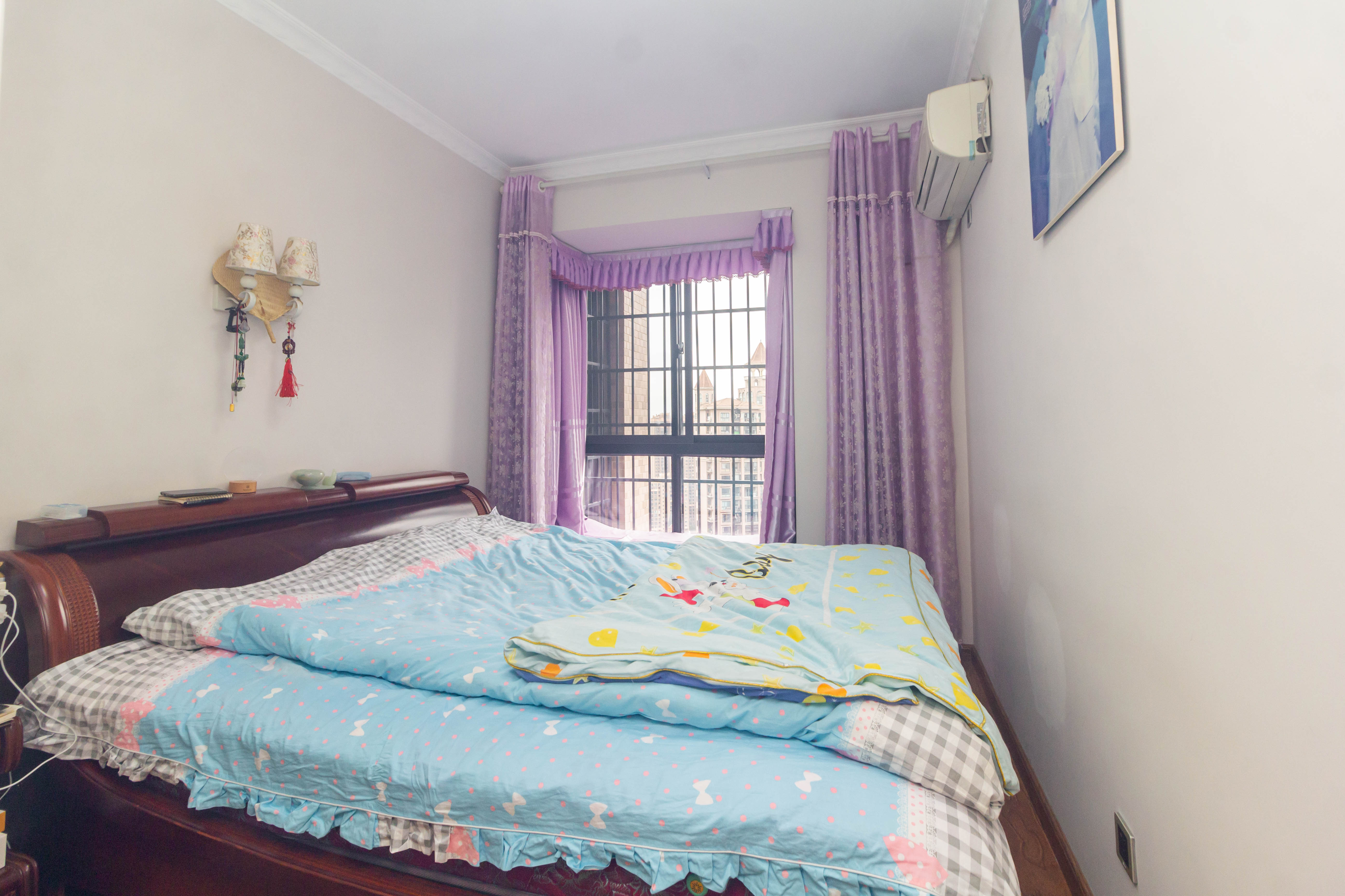 康桥长郡 4室2厅2卫 88.0万 康桥长郡 4室2厅2卫 88.0万卧室