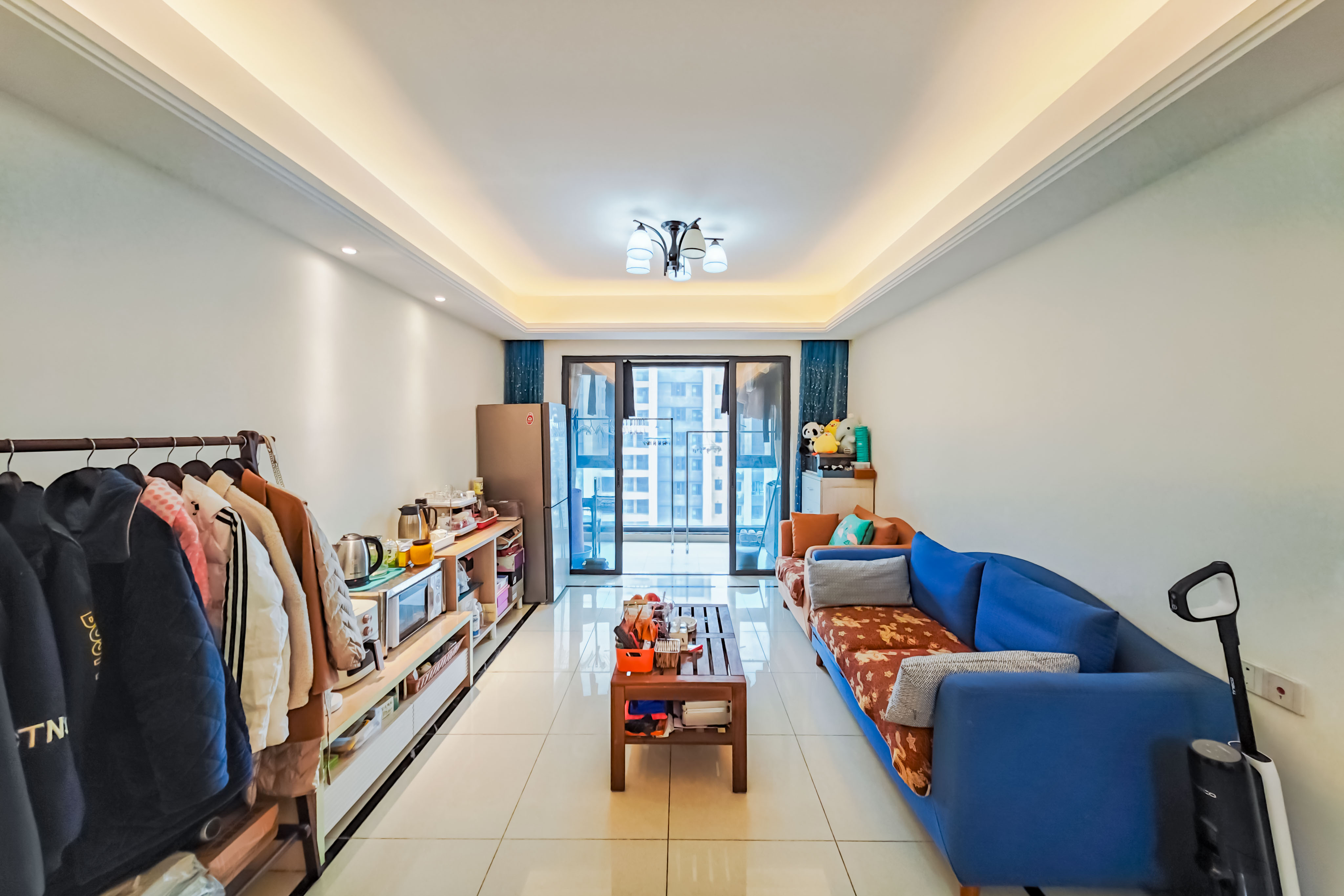 长沙高铁吾悦广场  3室2厅2卫    127.0万客厅