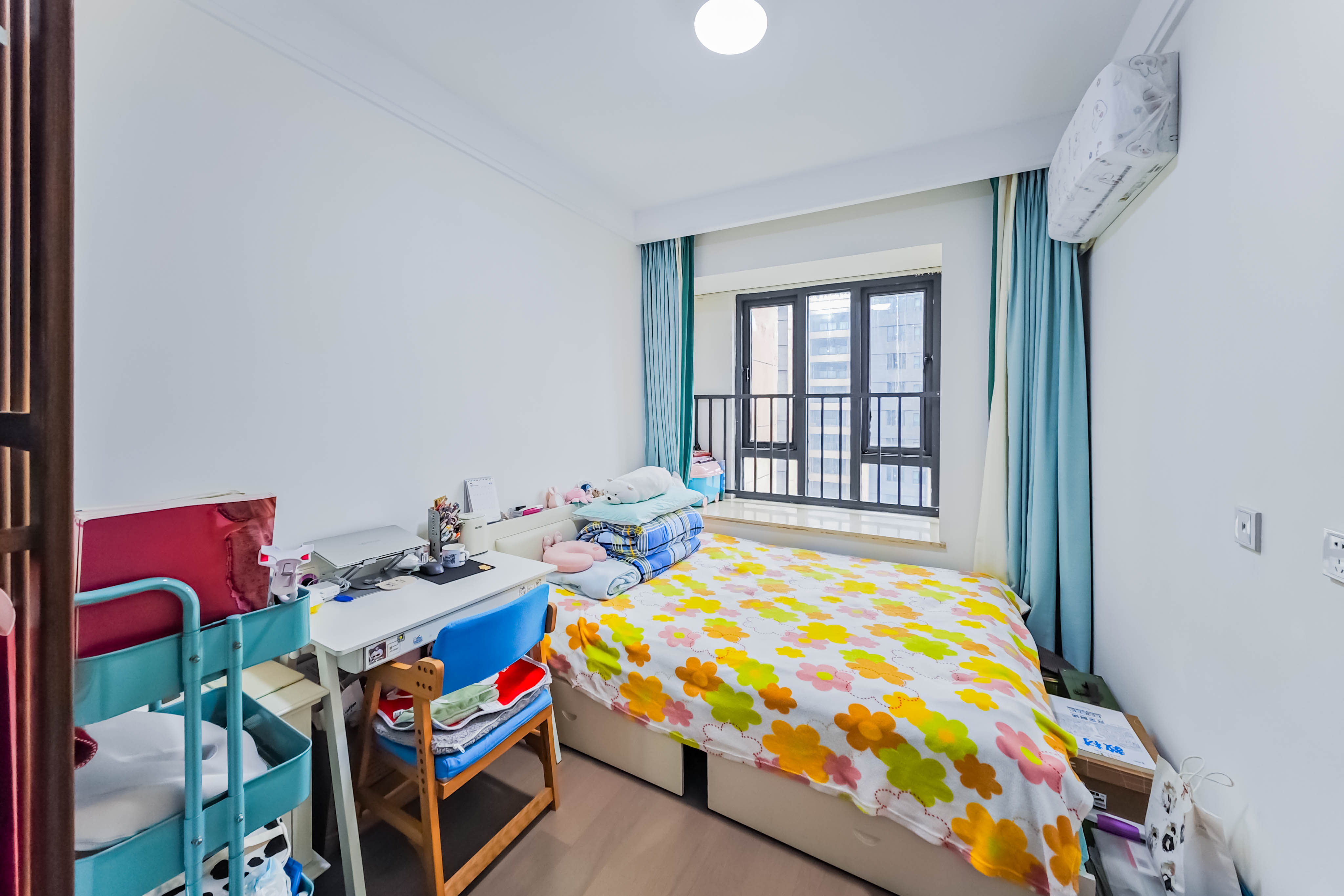 长沙高铁吾悦广场  3室2厅2卫    127.0万卧室