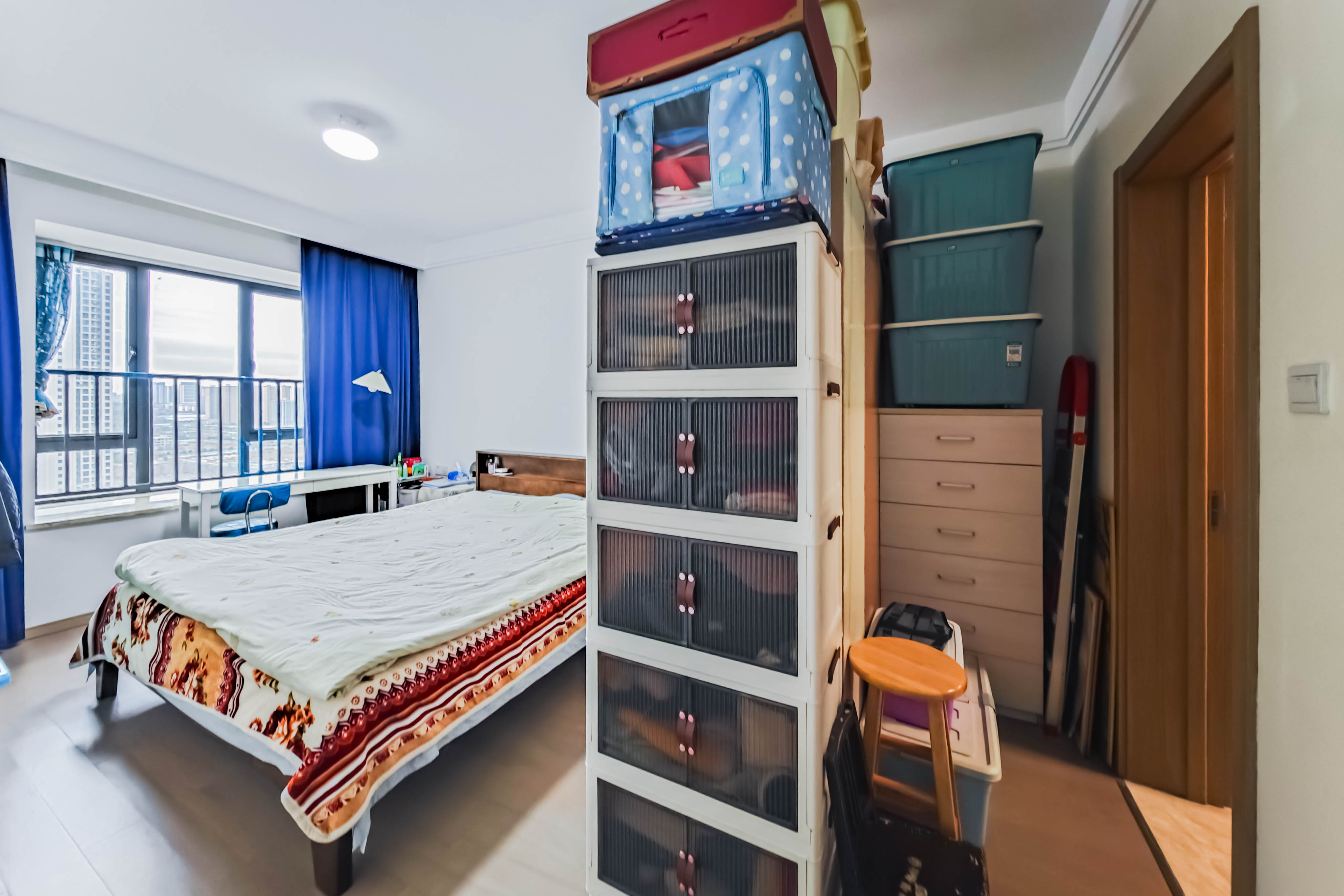 长沙高铁吾悦广场  3室2厅2卫    127.0万卧室