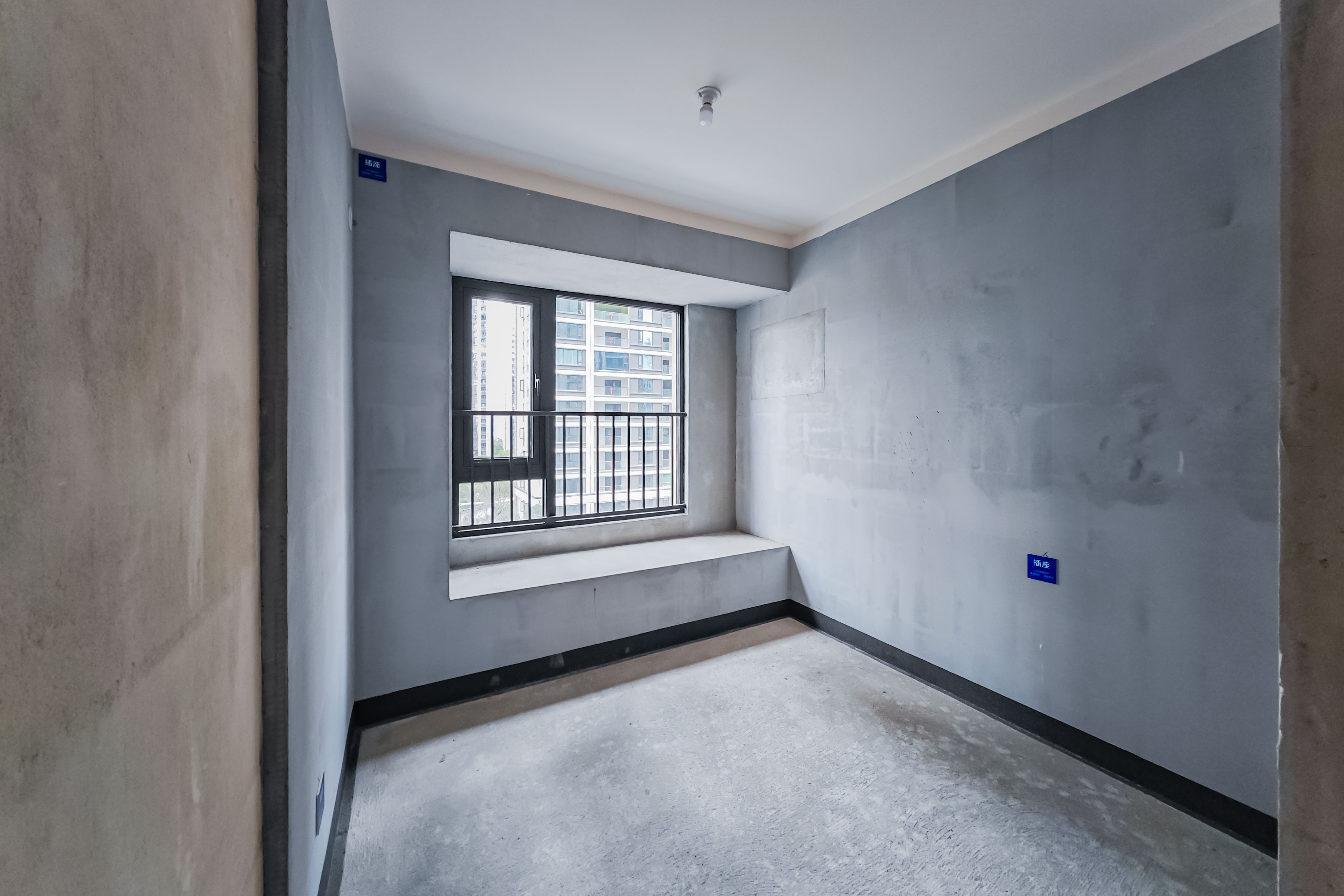 建发玖洲观澜  4室2厅2卫   225.00万其他
