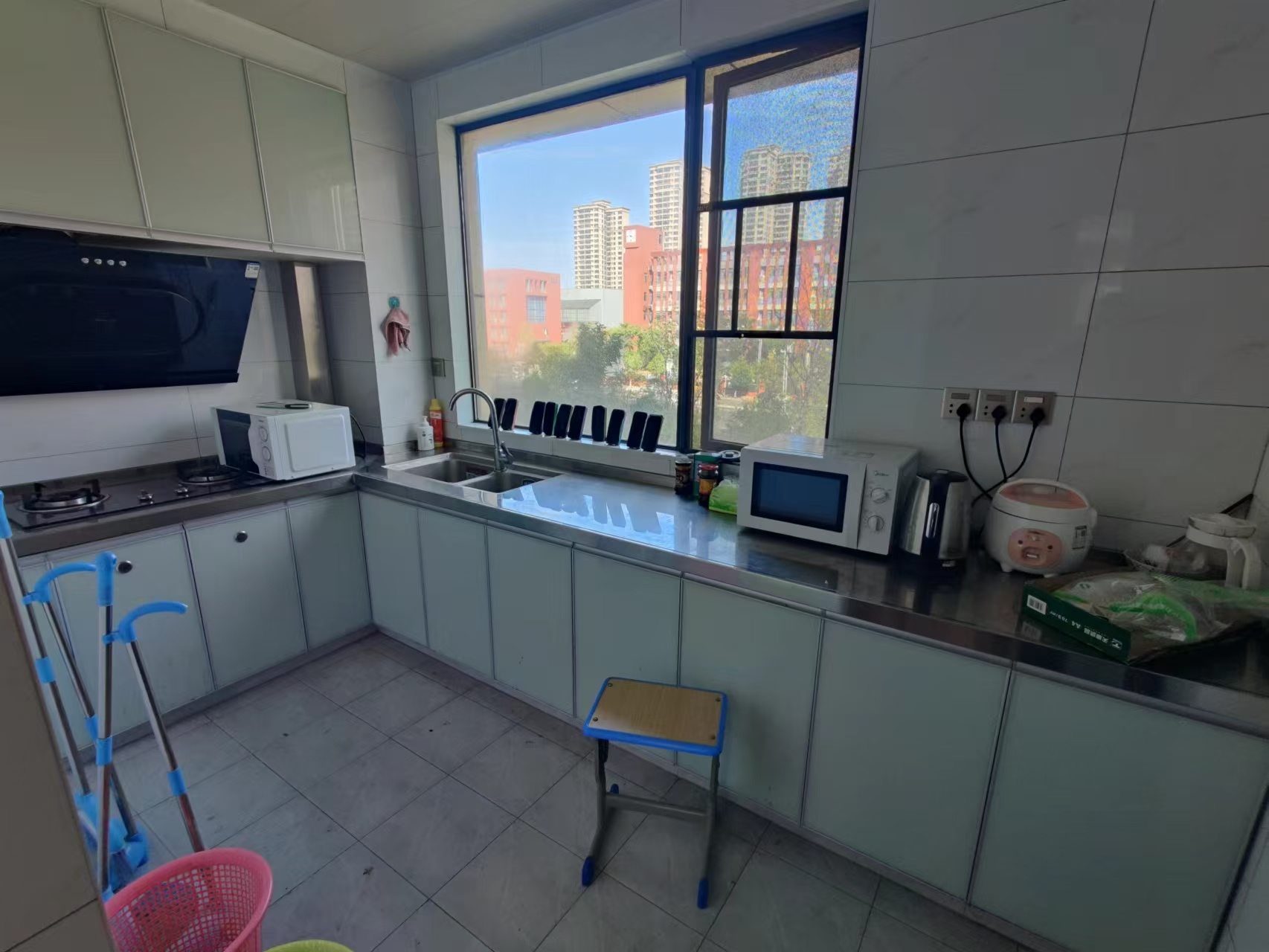 春藤小镇 4室2厅2卫 115.0万 春藤小镇 4室2厅2卫 115.0万室内图