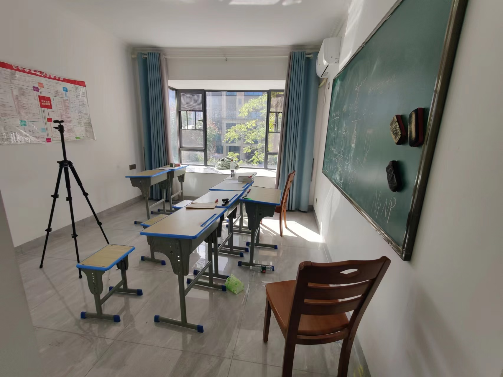 春藤小镇 4室2厅2卫 115.0万 春藤小镇 4室2厅2卫 115.0万室内图