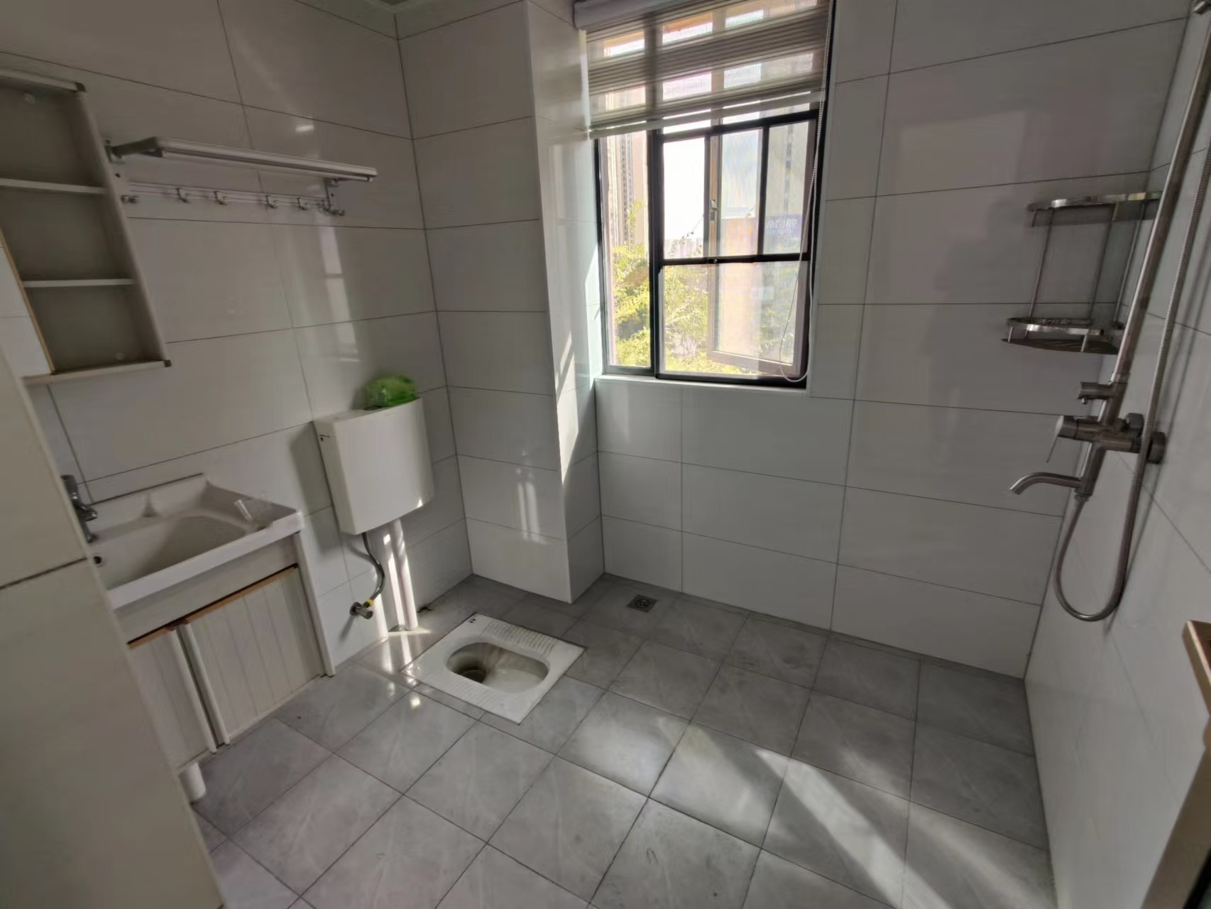 春藤小镇 4室2厅2卫 115.0万 春藤小镇 4室2厅2卫 115.0万室内图