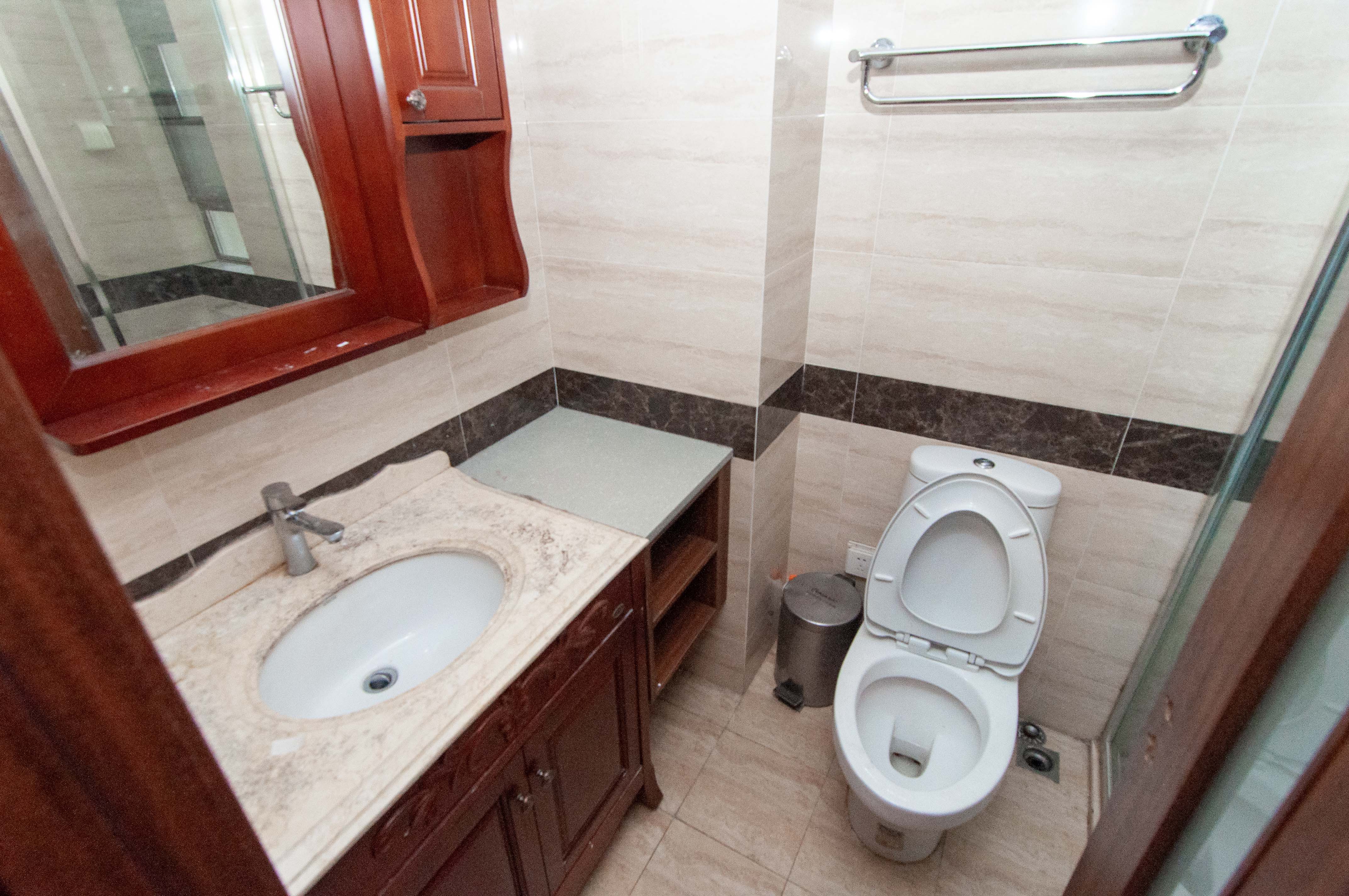 万科里梅溪郡  4室2厅2卫    228.0万 万科里梅溪郡  4室2厅2卫    228.0万卫生间