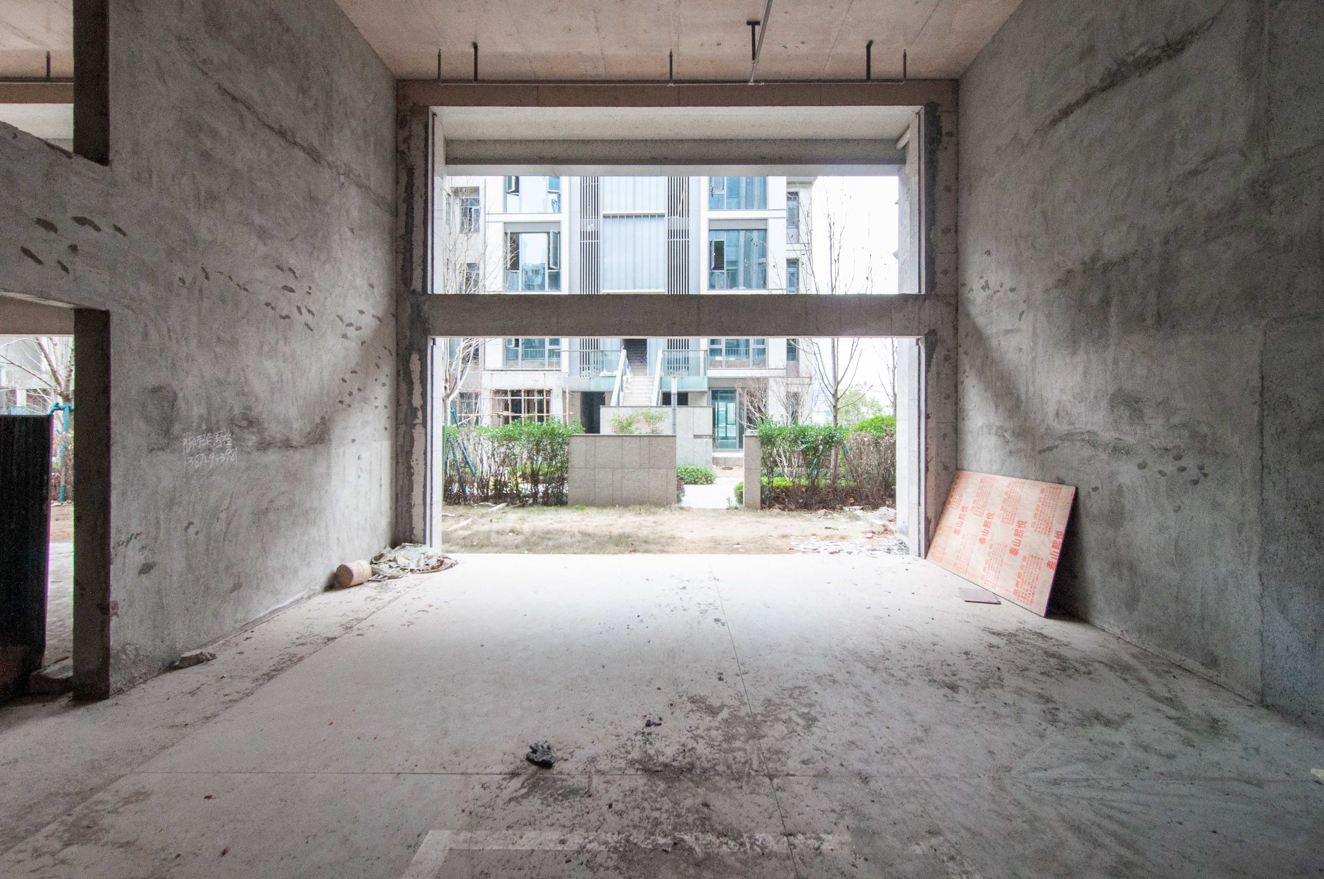 中海璞源（梅溪湖壹号四期）  8室3厅3卫    988.0万其他