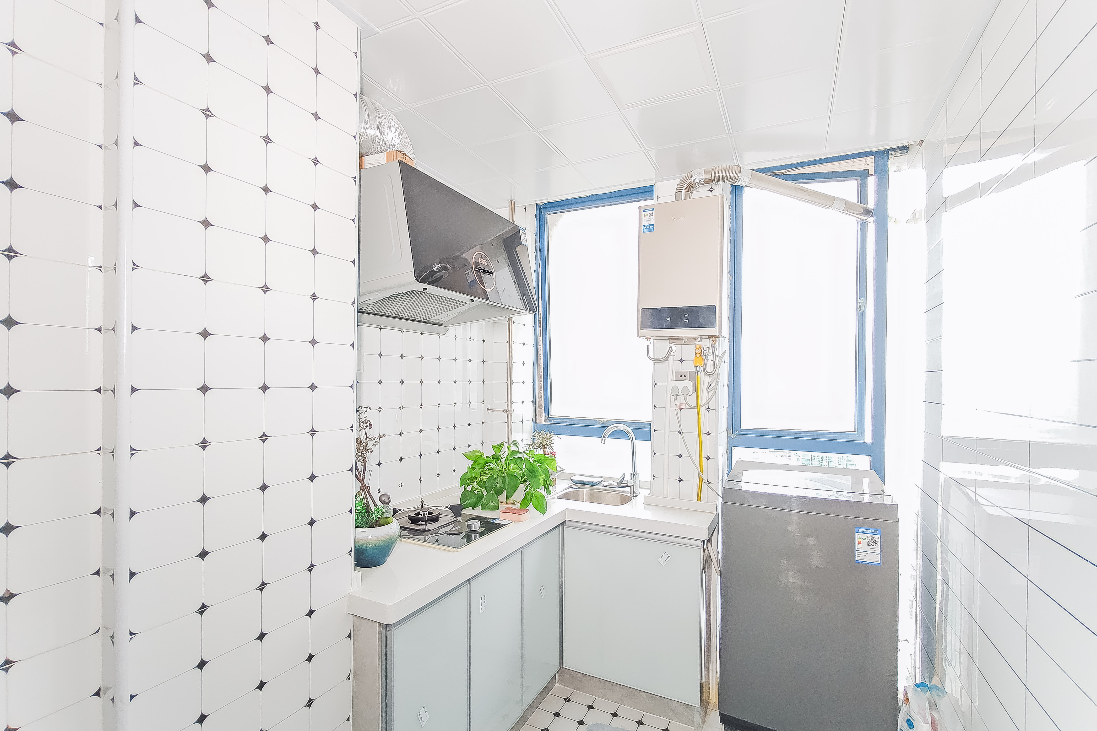 东一国际  1室1厅1卫    36.8万 东一国际  1室1厅1卫    36.8万其他