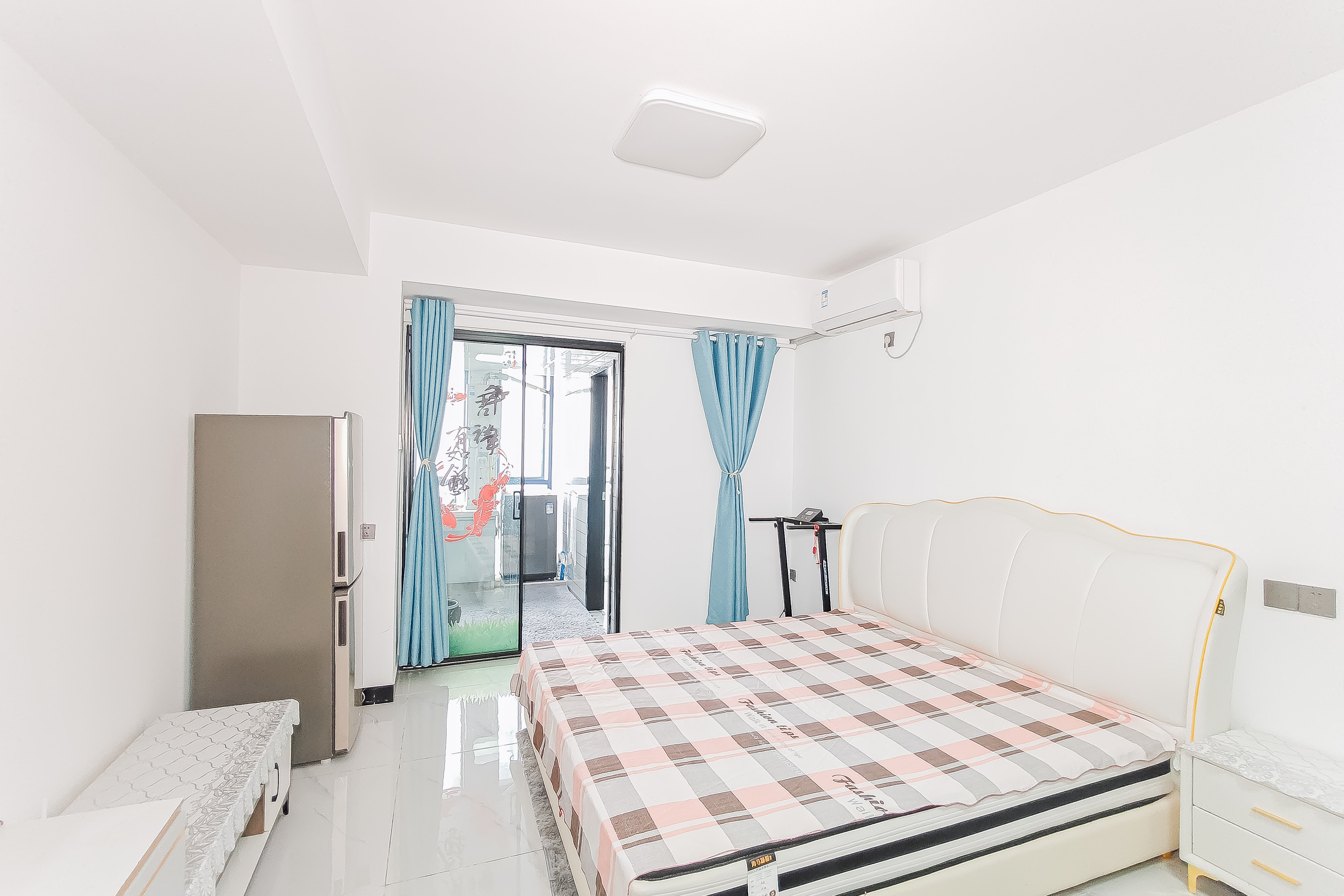 东一国际  1室1厅1卫    36.8万 东一国际  1室1厅1卫    36.8万卧室