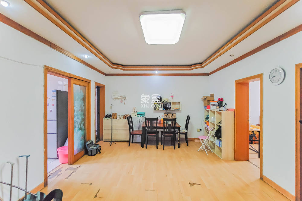 东瓜山一村  2室2厅1卫   42.00万