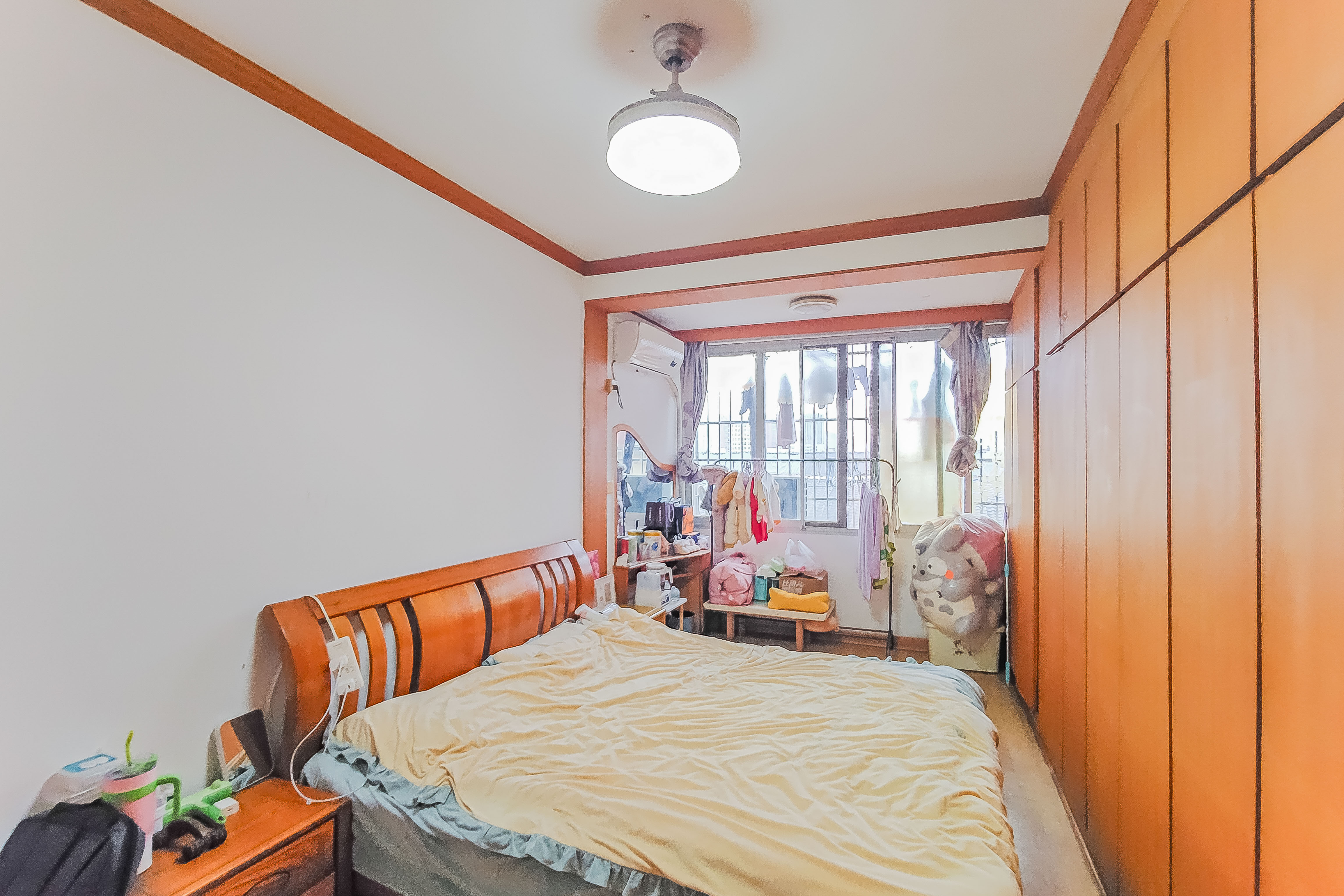 东瓜山一村  2室2厅1卫   40.00万卧室